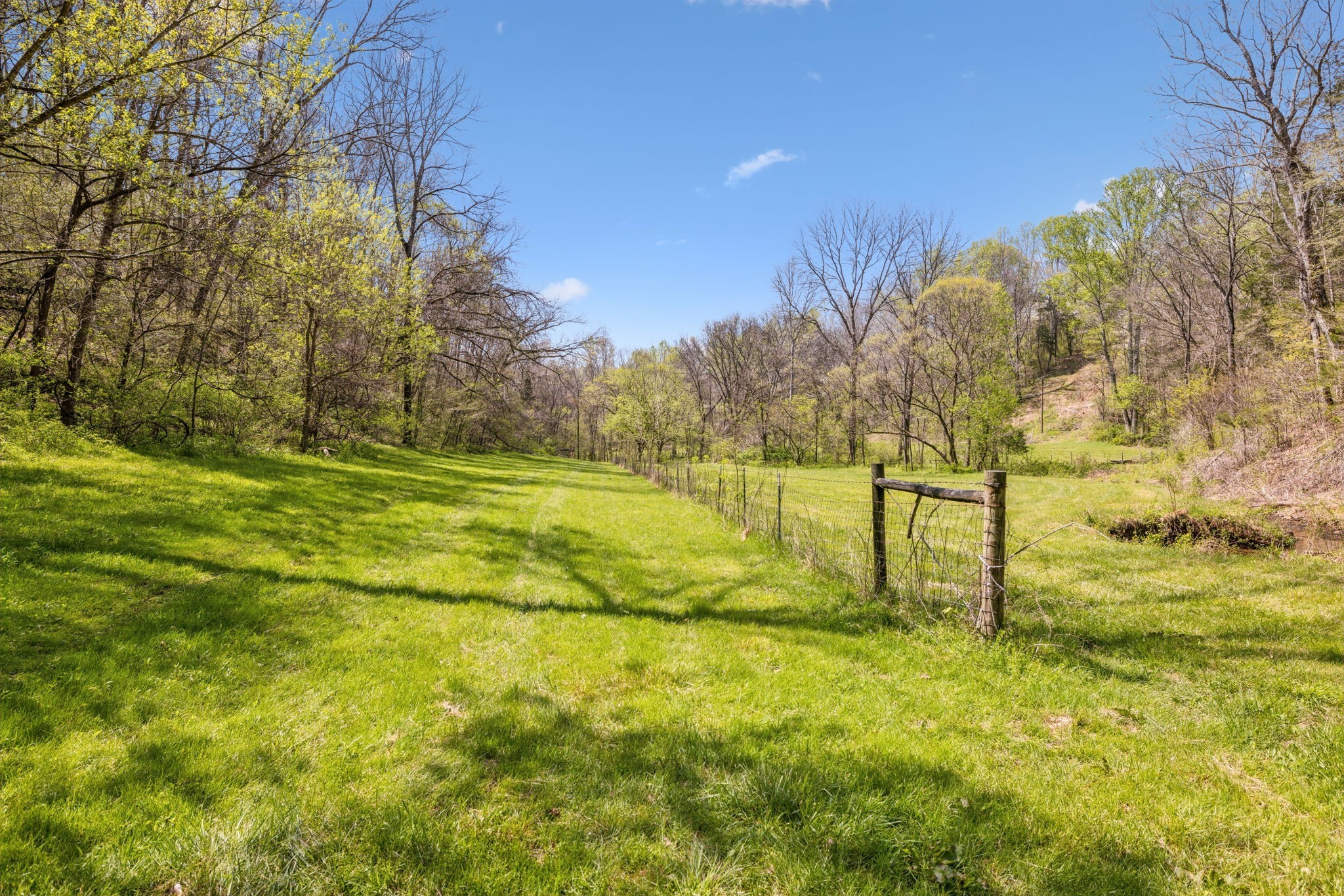 5822 Fly Hollow Rd