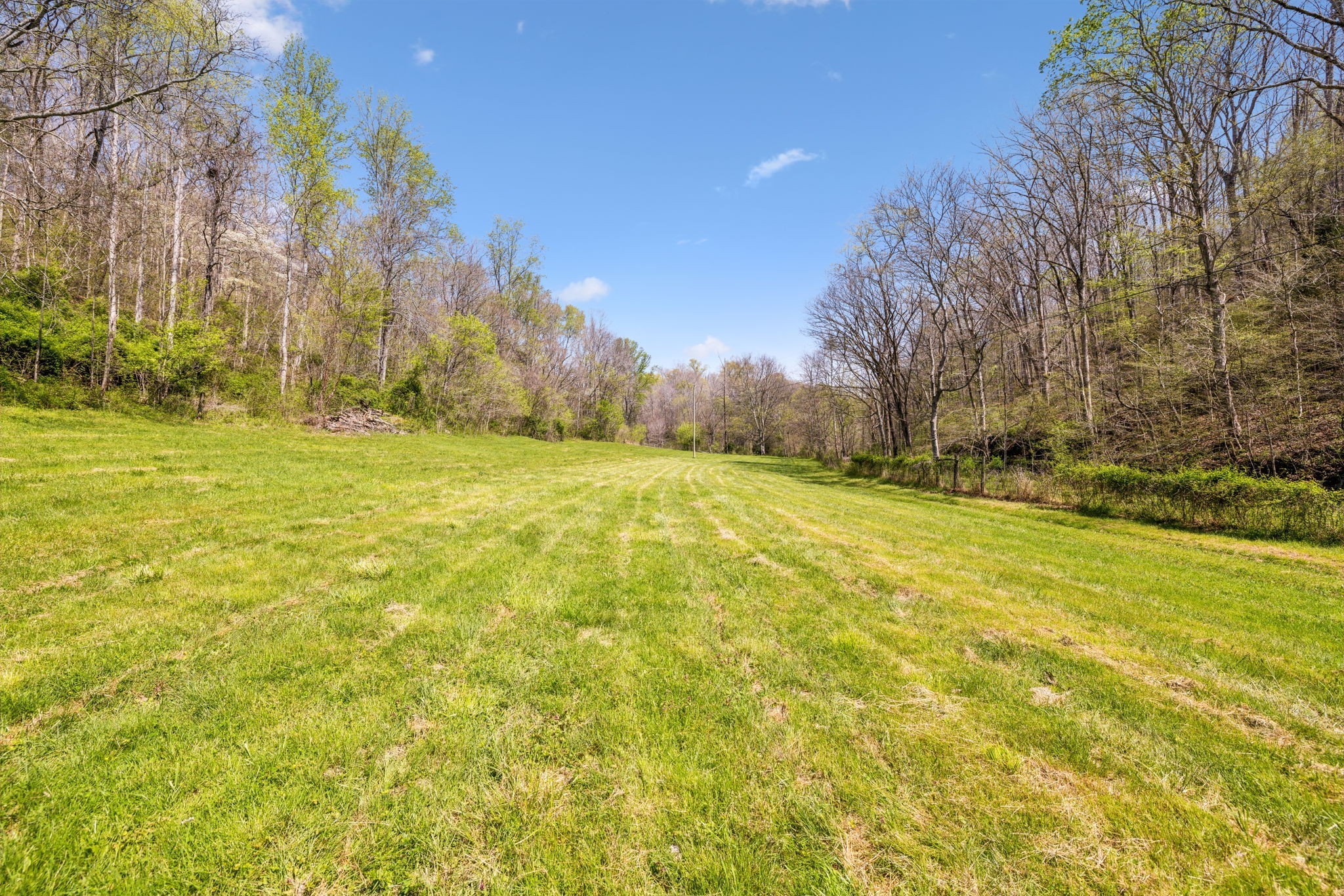 5822 Fly Hollow Rd