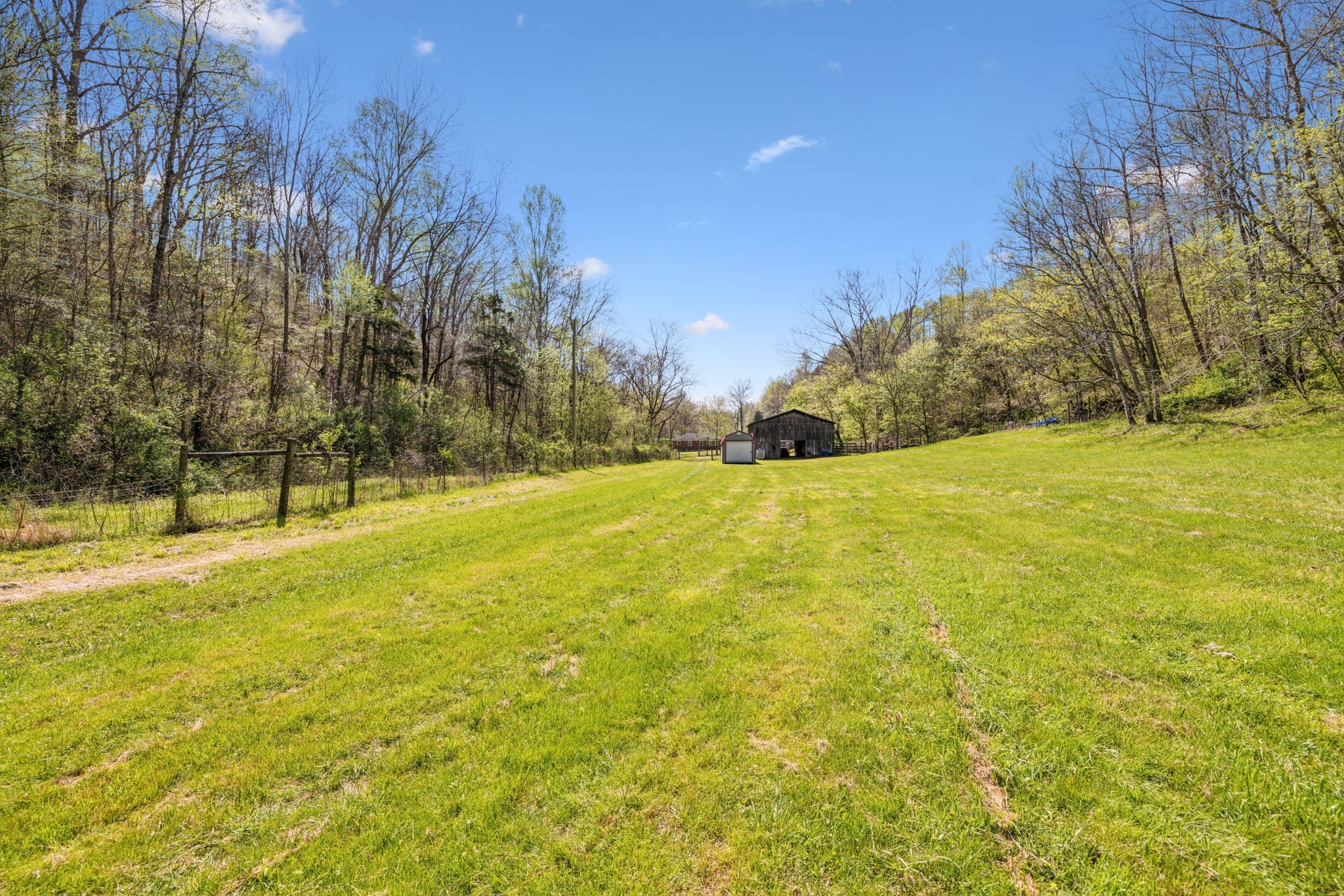 5822 Fly Hollow Rd
