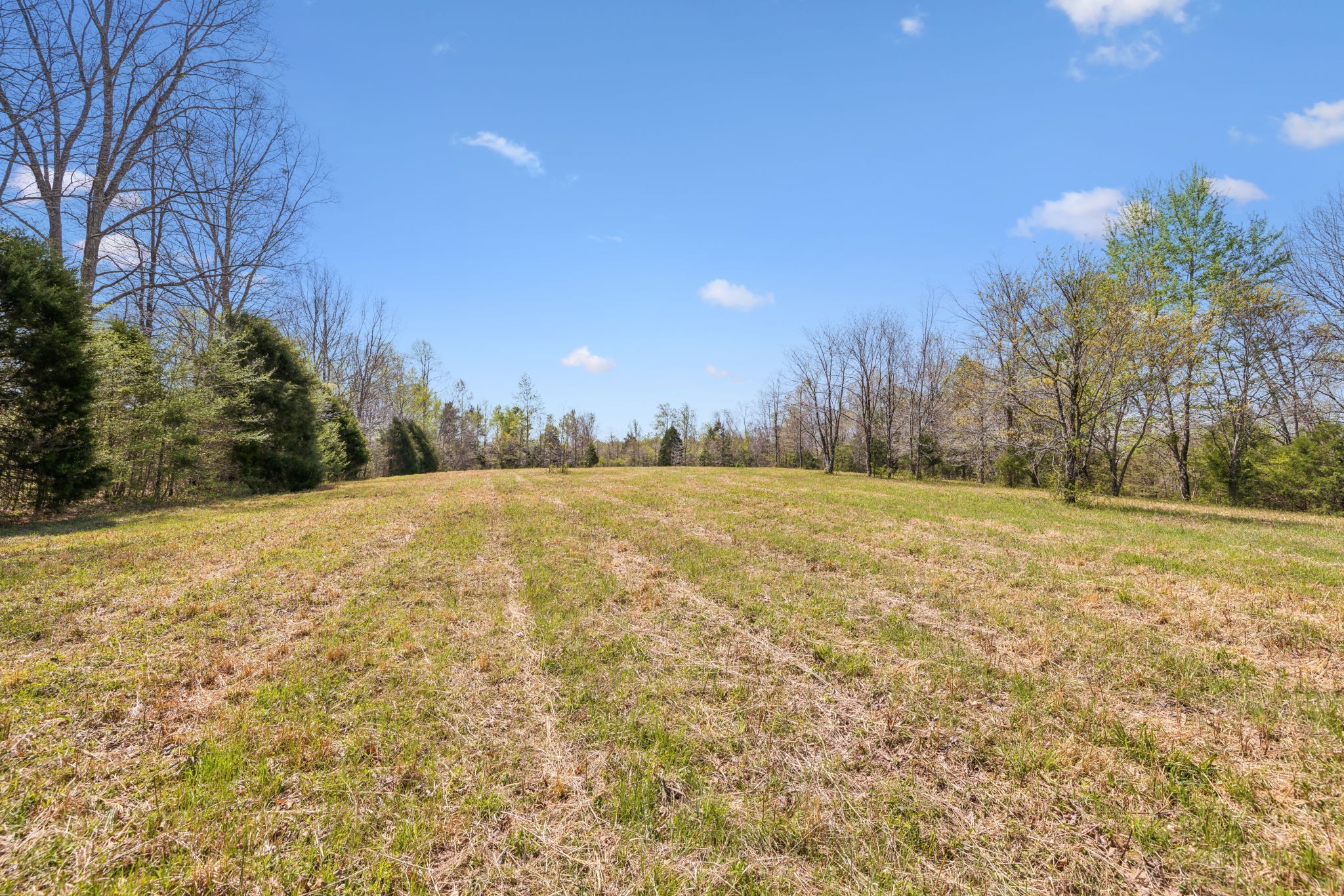 5822 Fly Hollow Rd