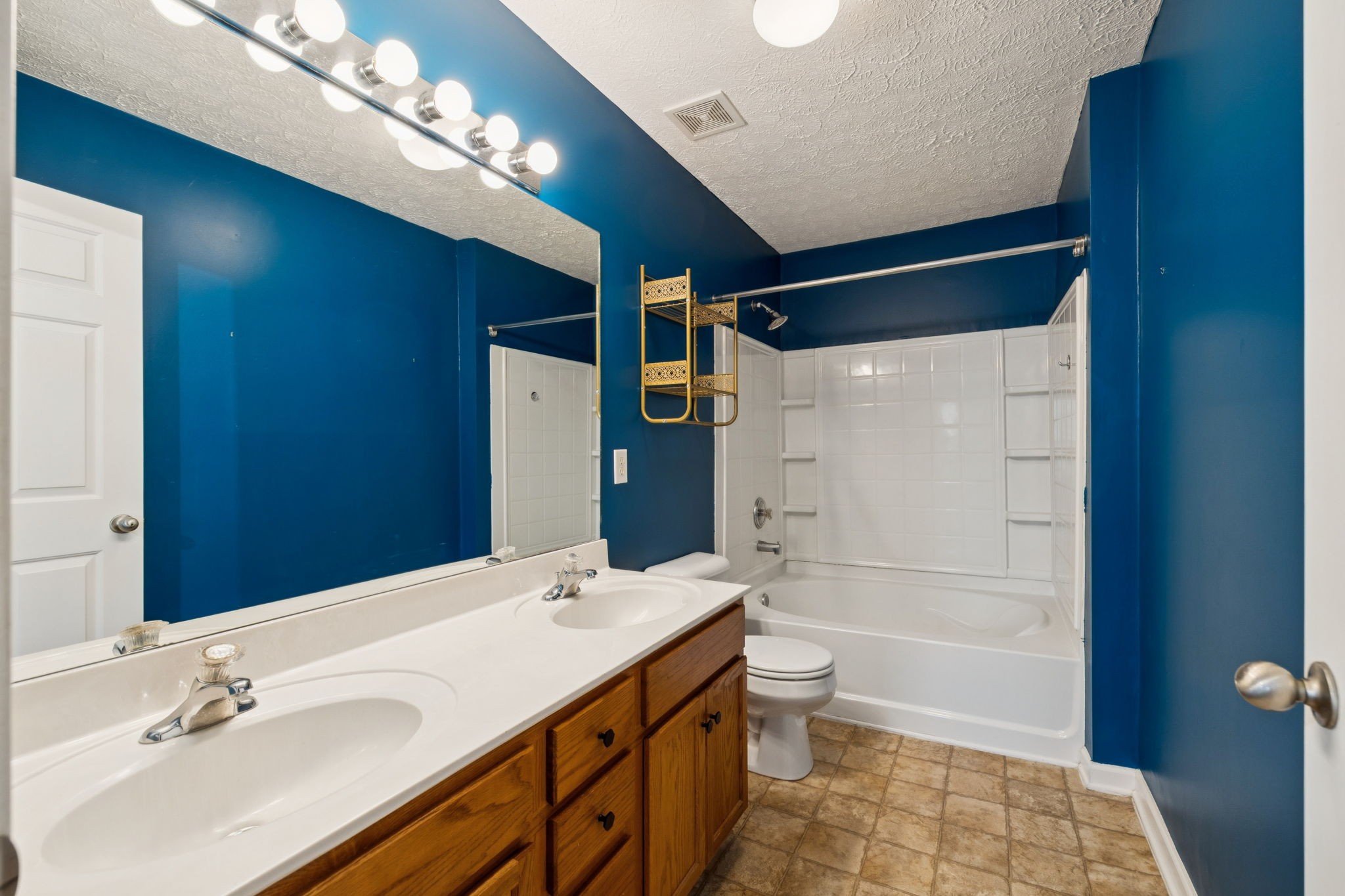 1345 Bell Rd Unit: 412