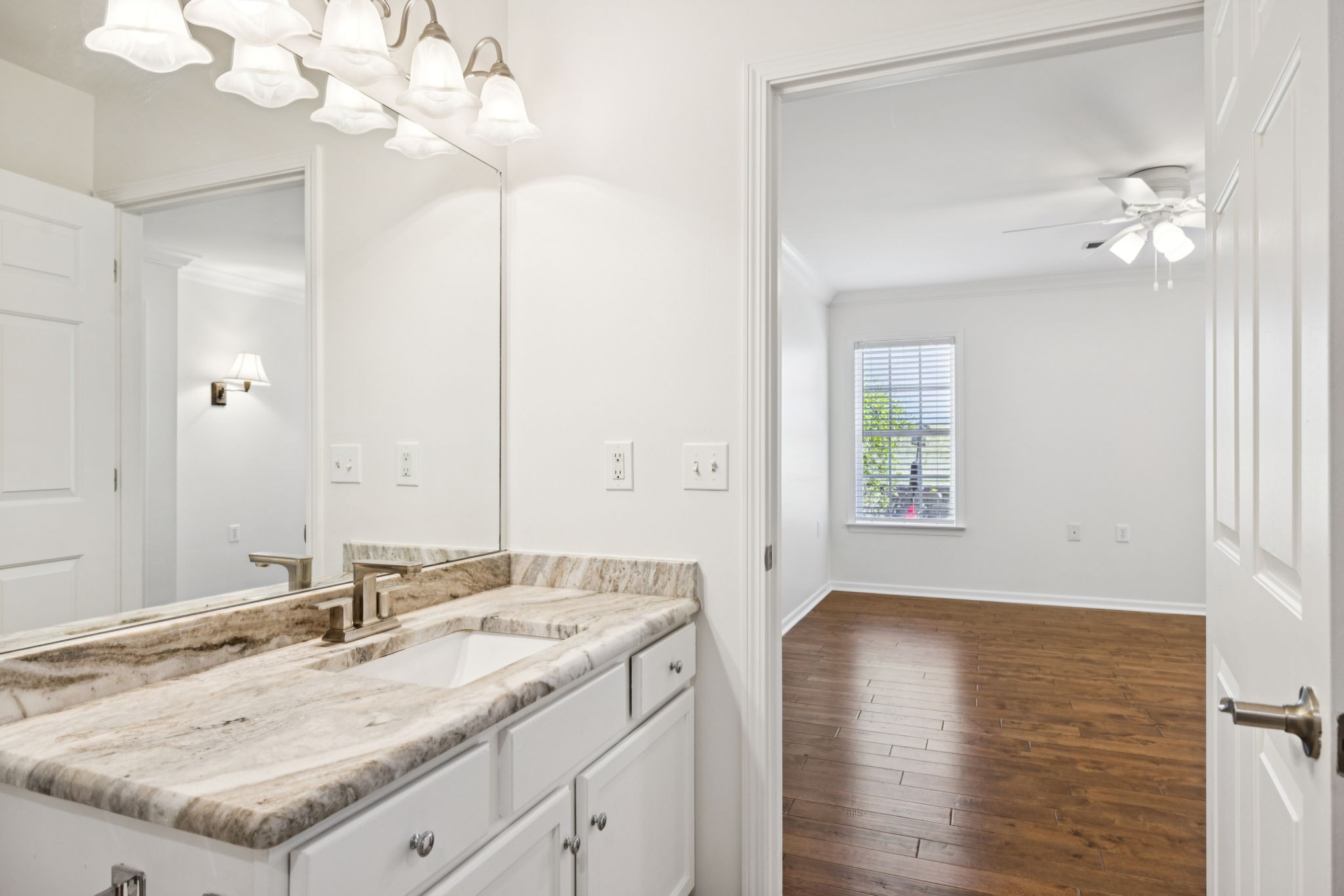 93 Alton Park Ln Unit: 93