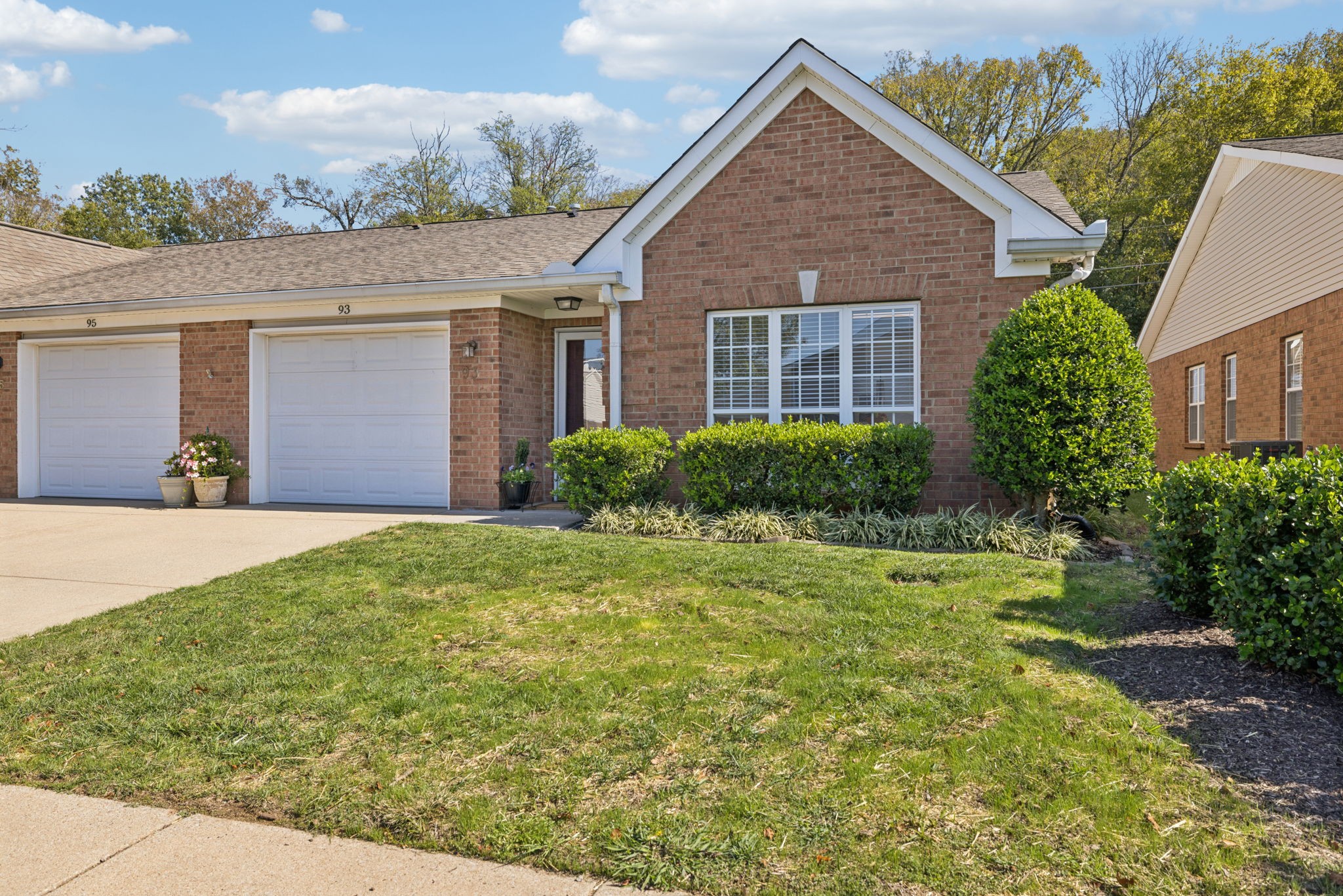 93 Alton Park Ln Unit: 93