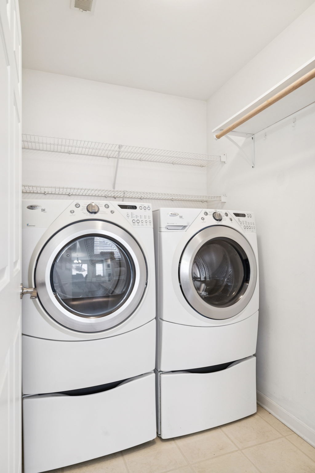 93 Alton Park Ln Unit: 93