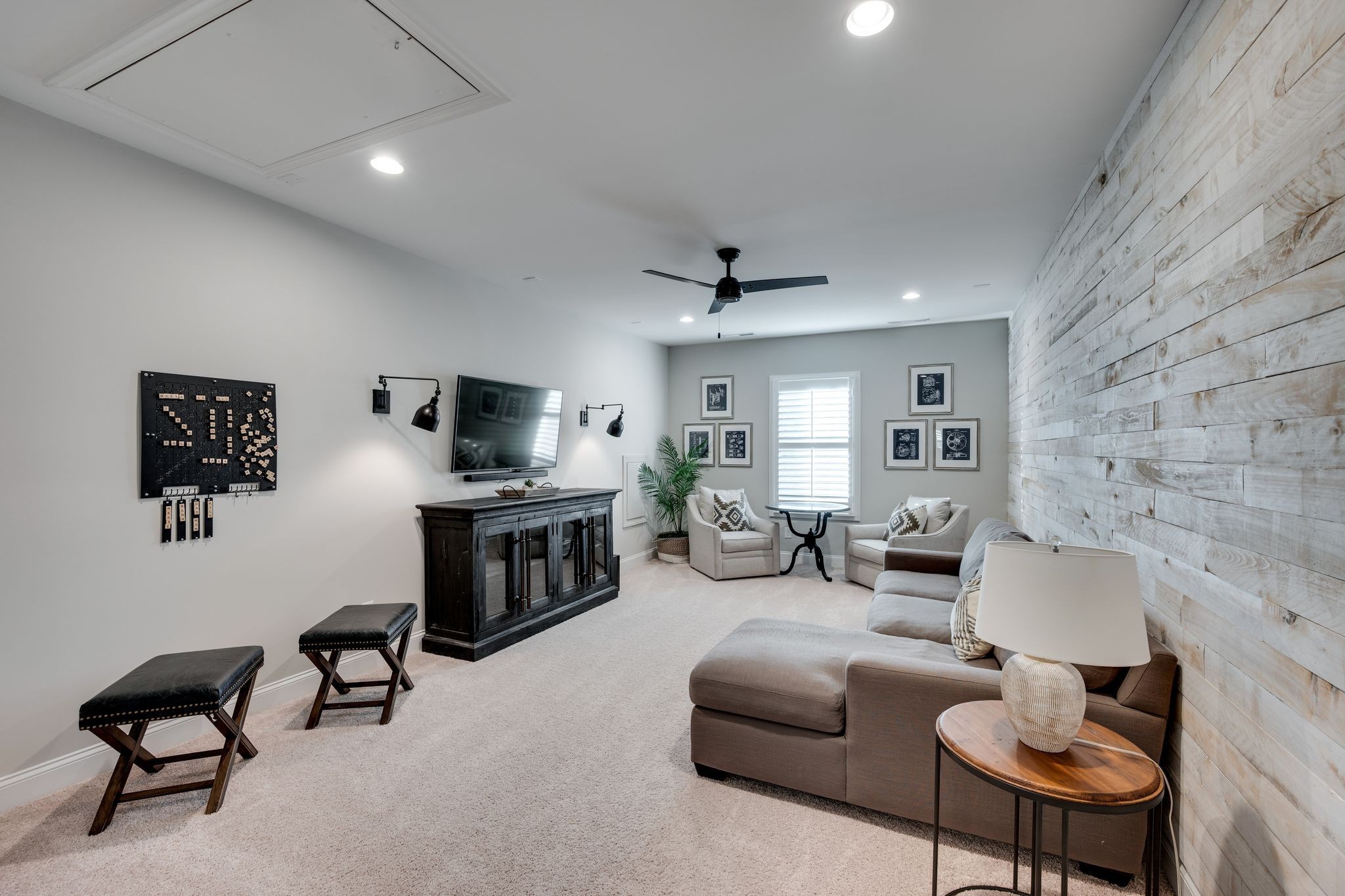 9209 Duncaster Cir