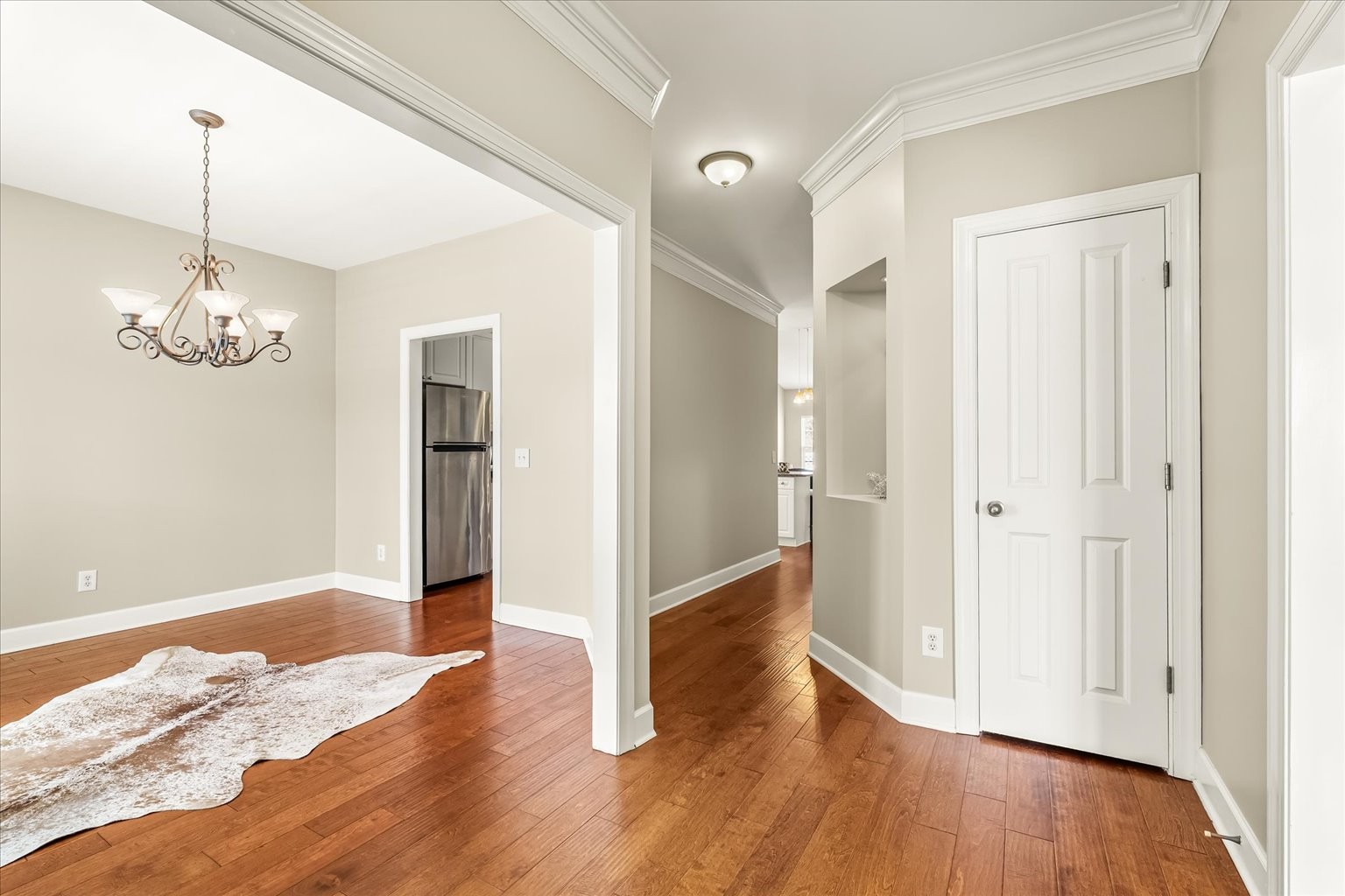 8676 Gauphin Pl
