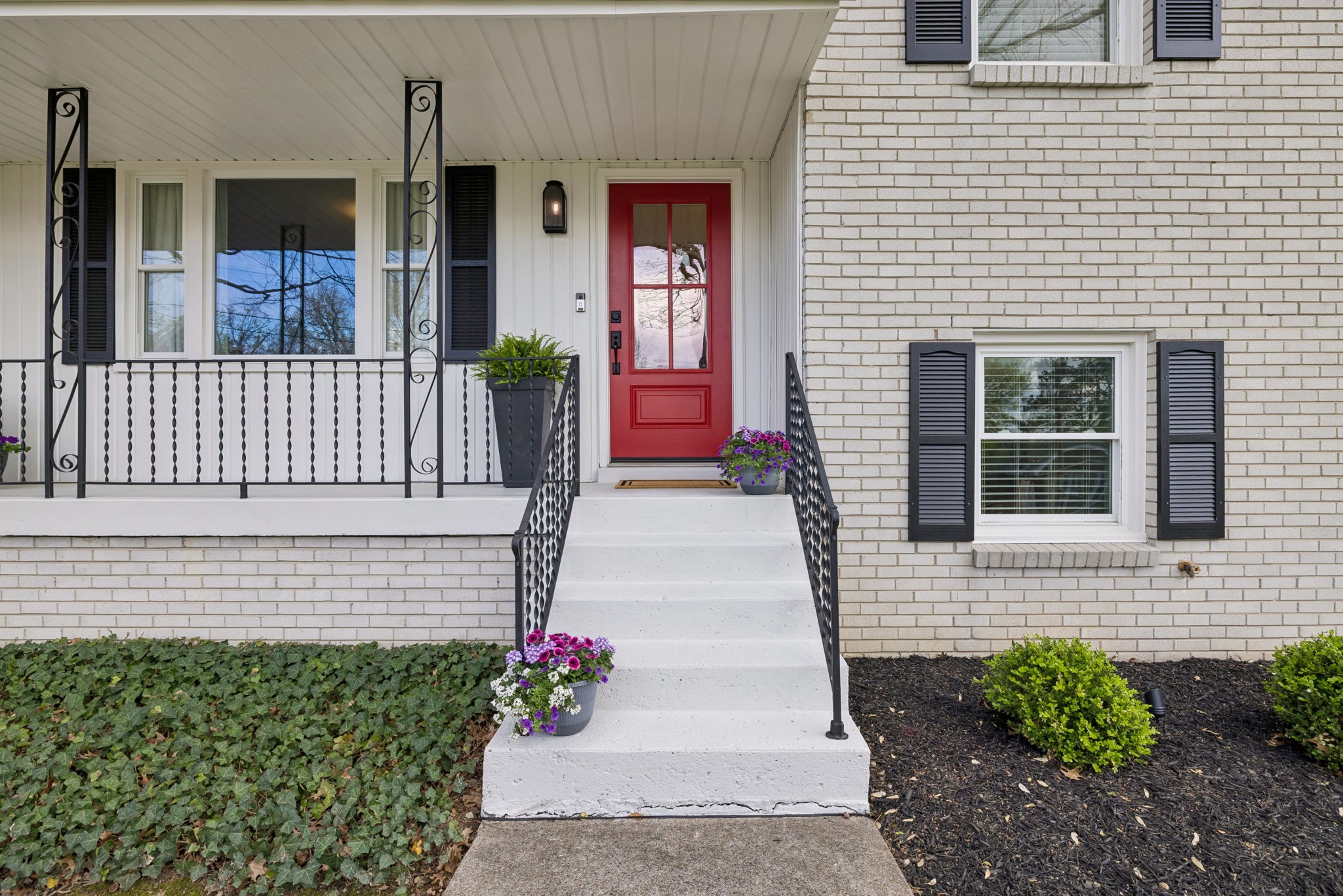 517 Adamwood Dr
