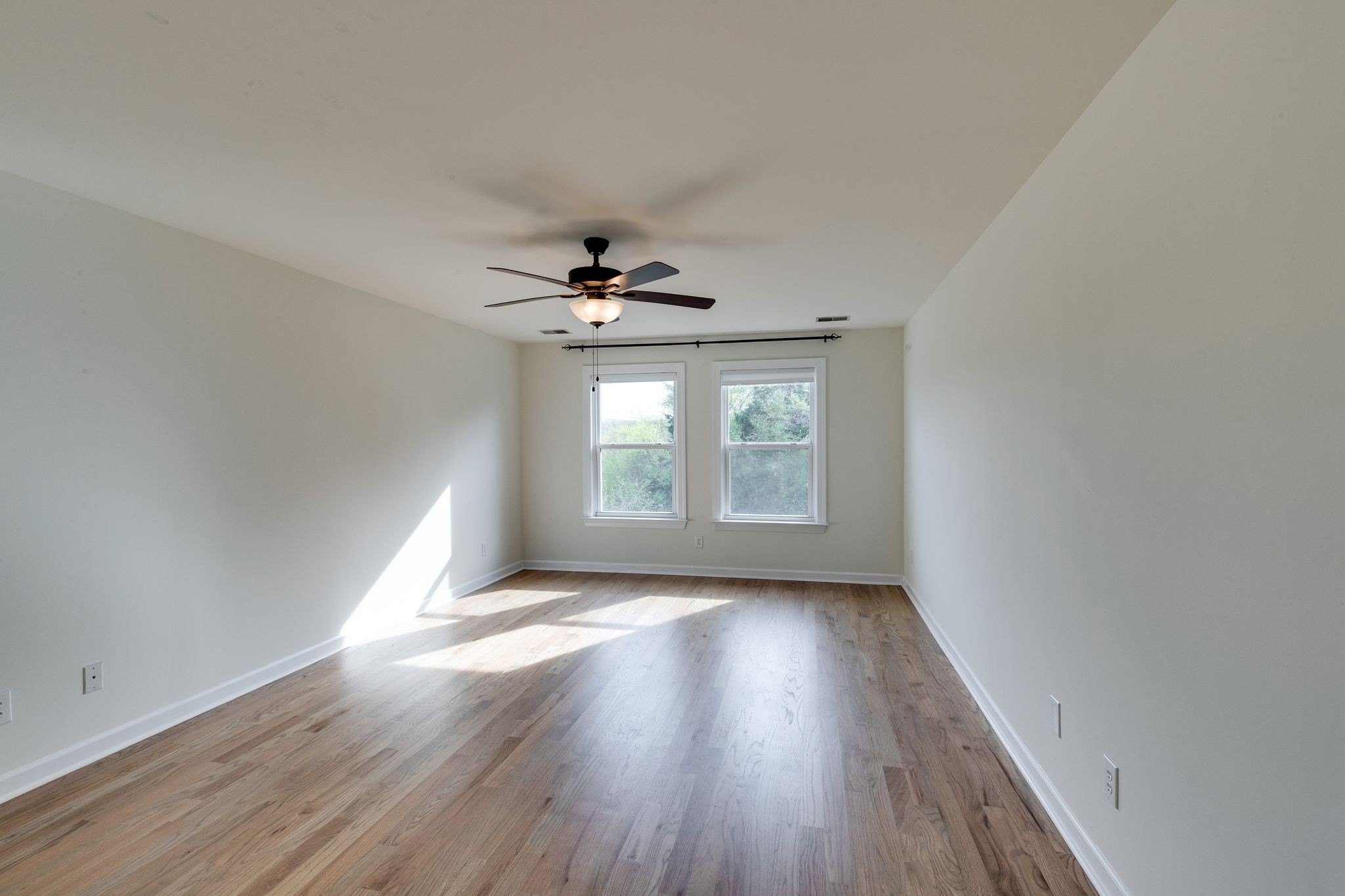 415 Enclave Ct