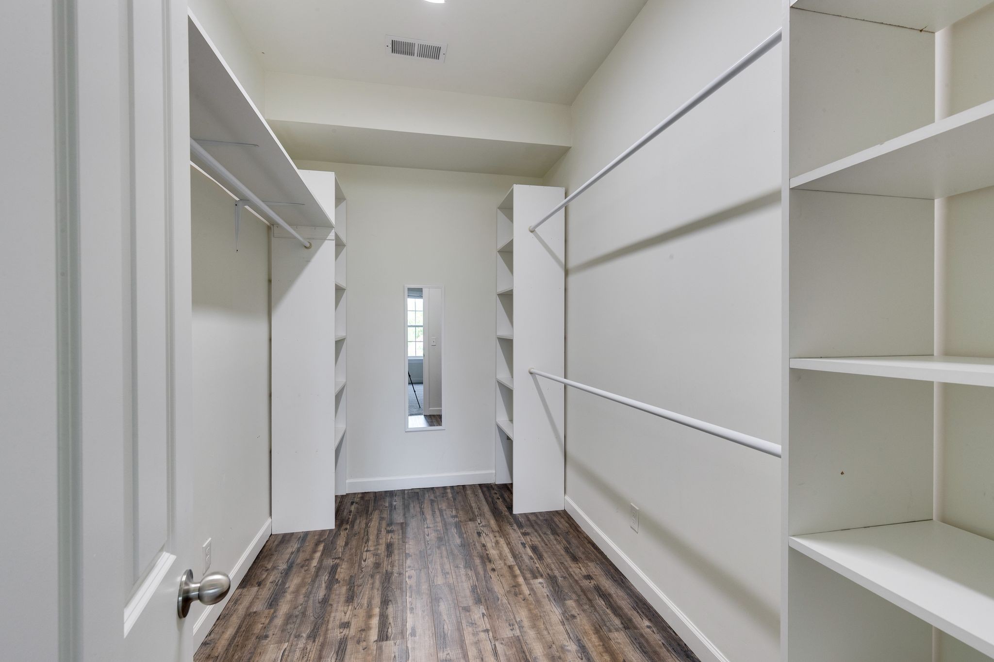 415 Enclave Ct