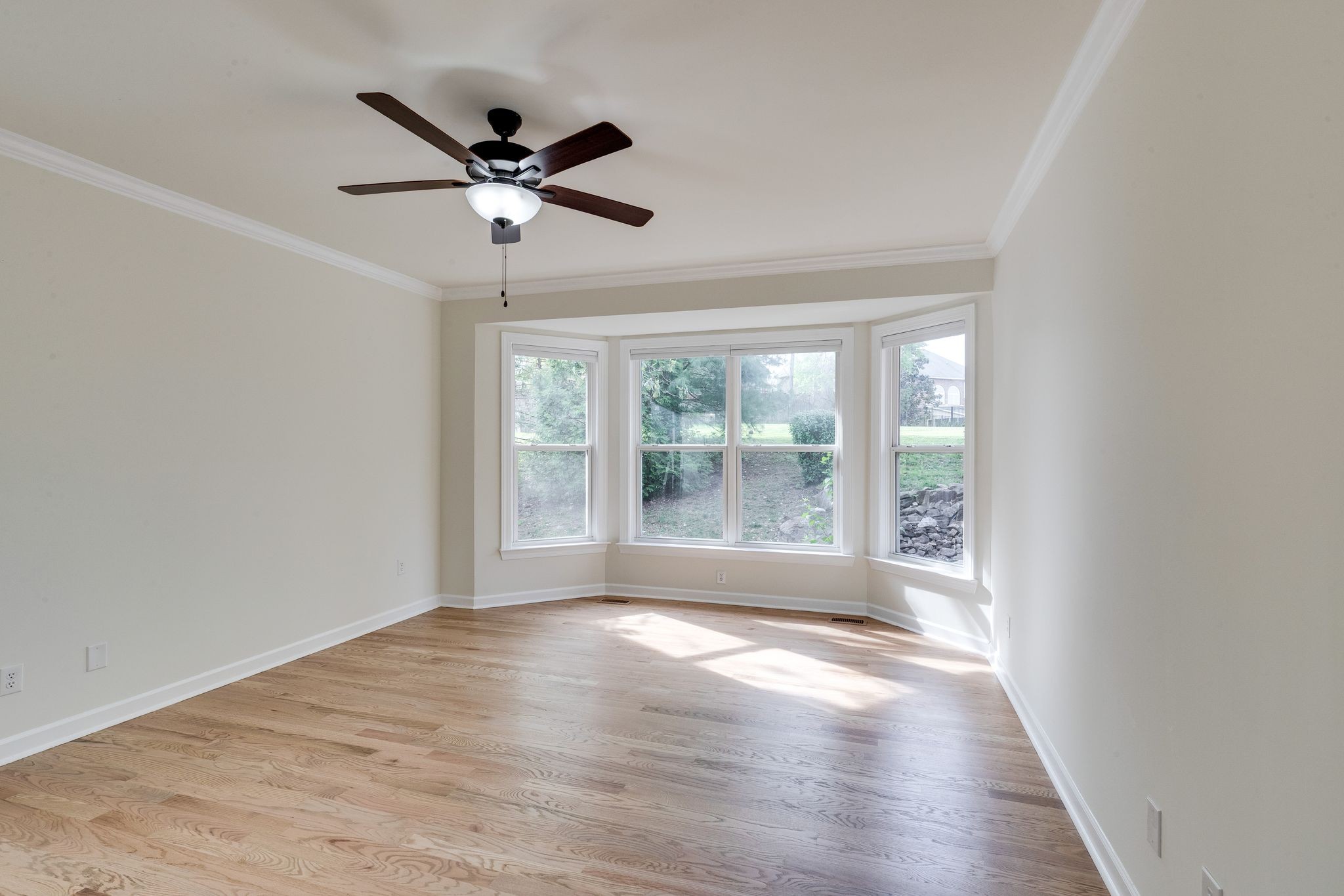 415 Enclave Ct