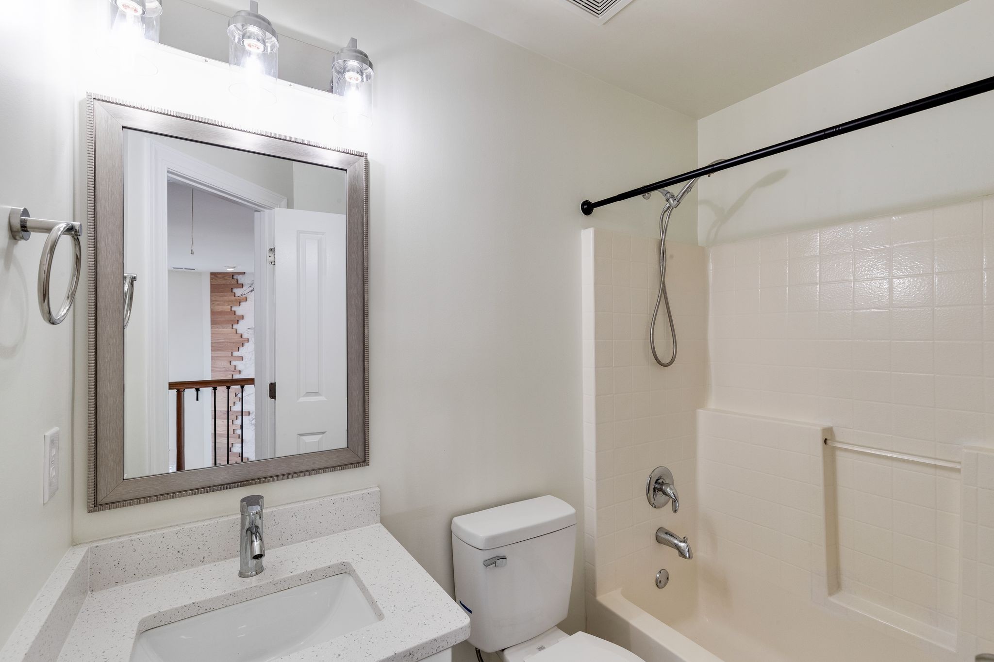 415 Enclave Ct