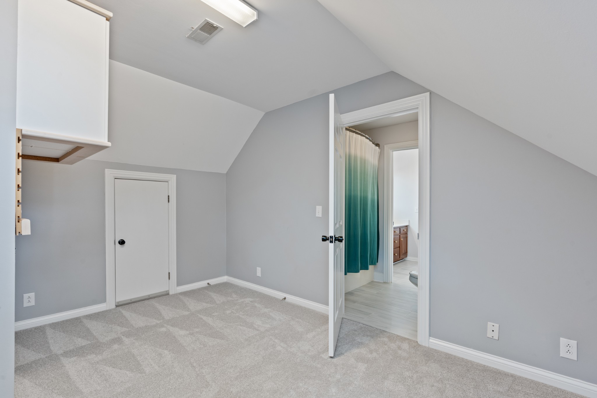 9359 Ansley Ln