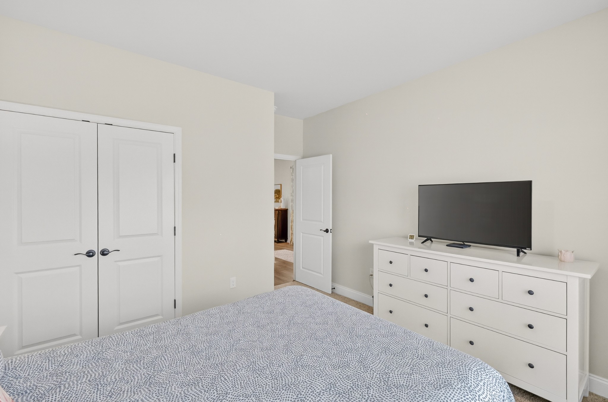 544 Banchory Dr