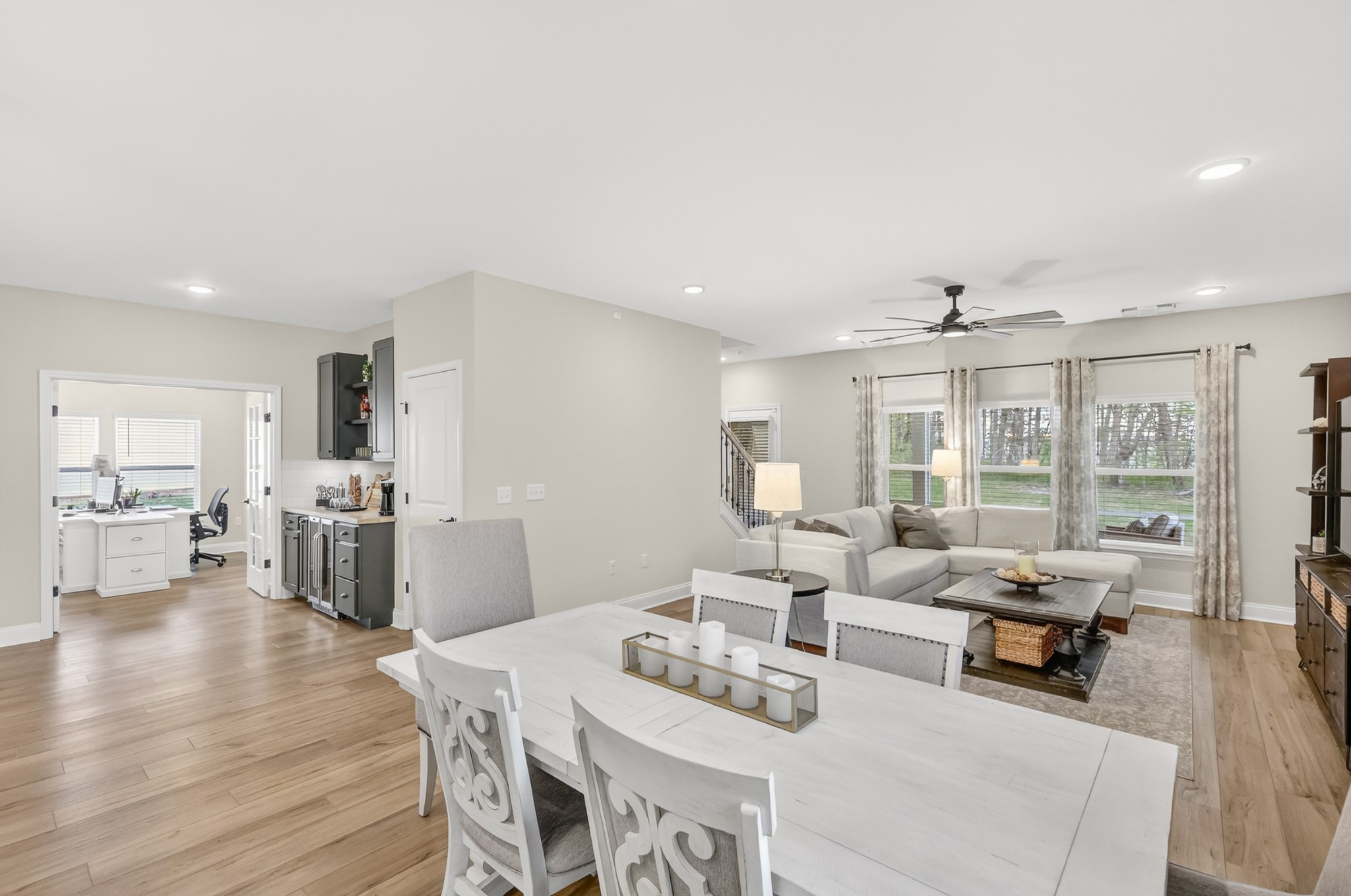 544 Banchory Dr