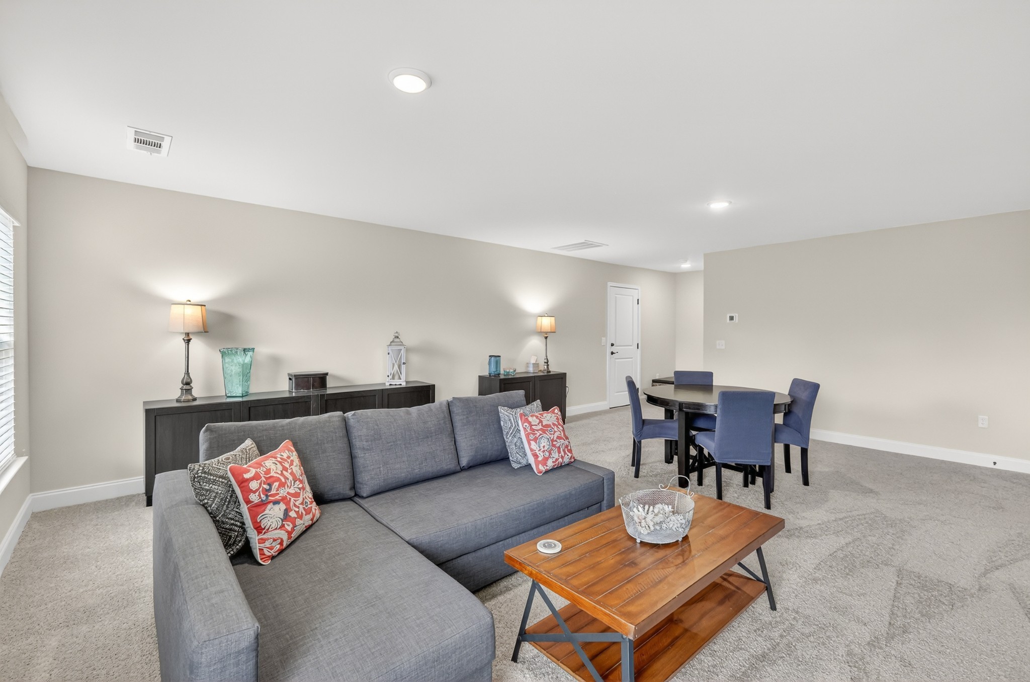 544 Banchory Dr