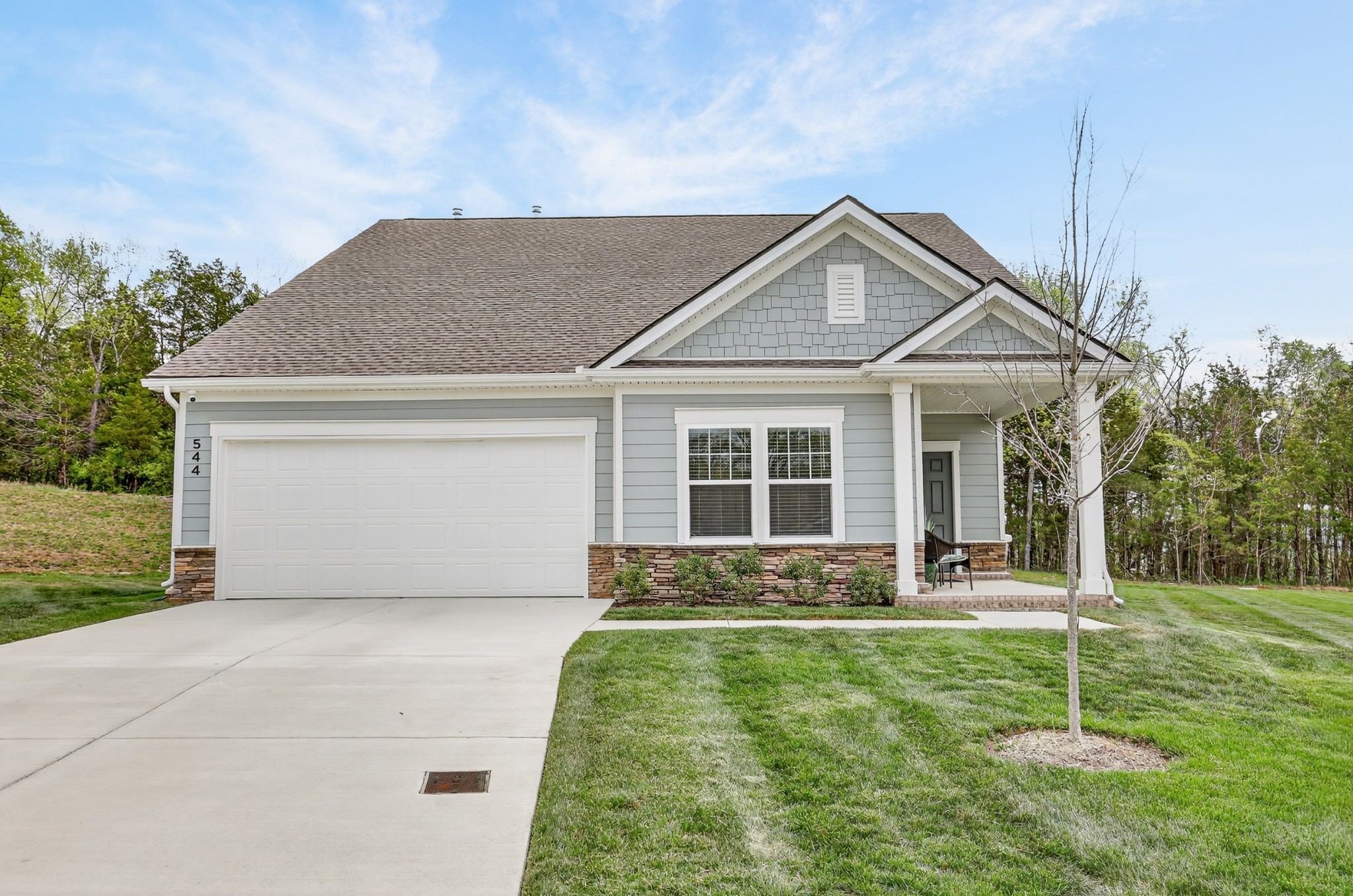 544 Banchory Dr
