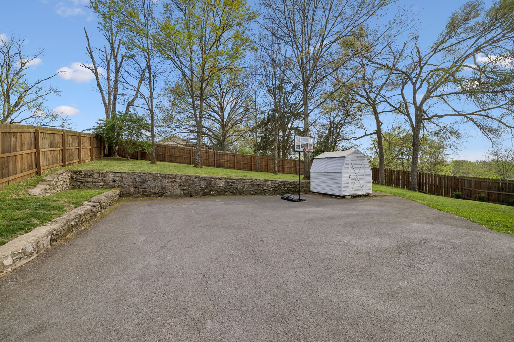 517 Adamwood Dr