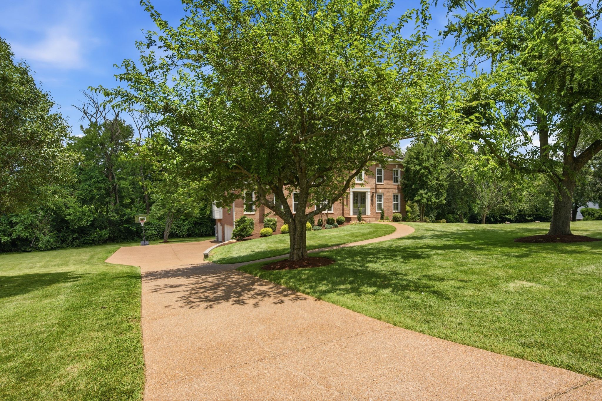 414 Mayfield Pl