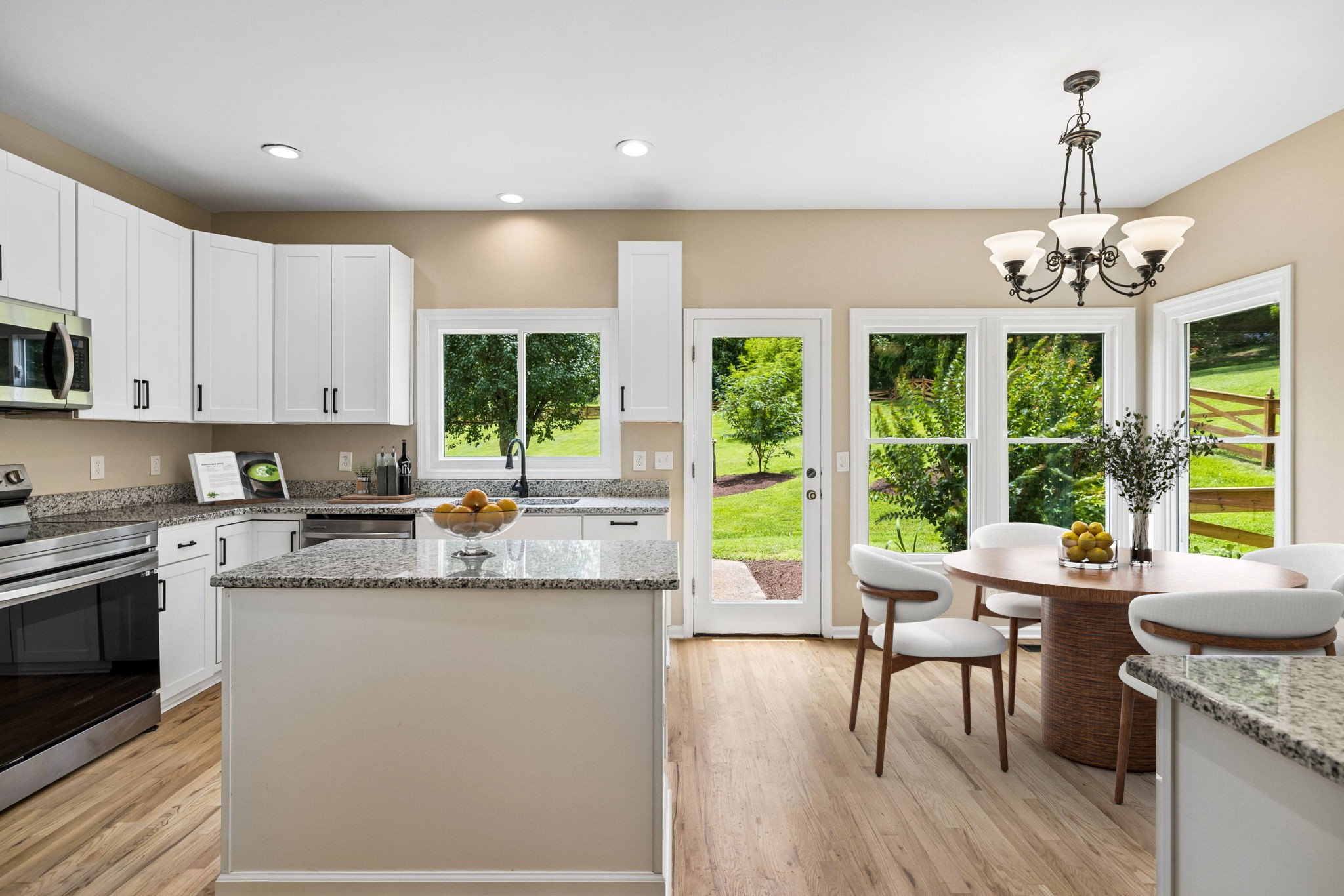 6415 Annandale Cv