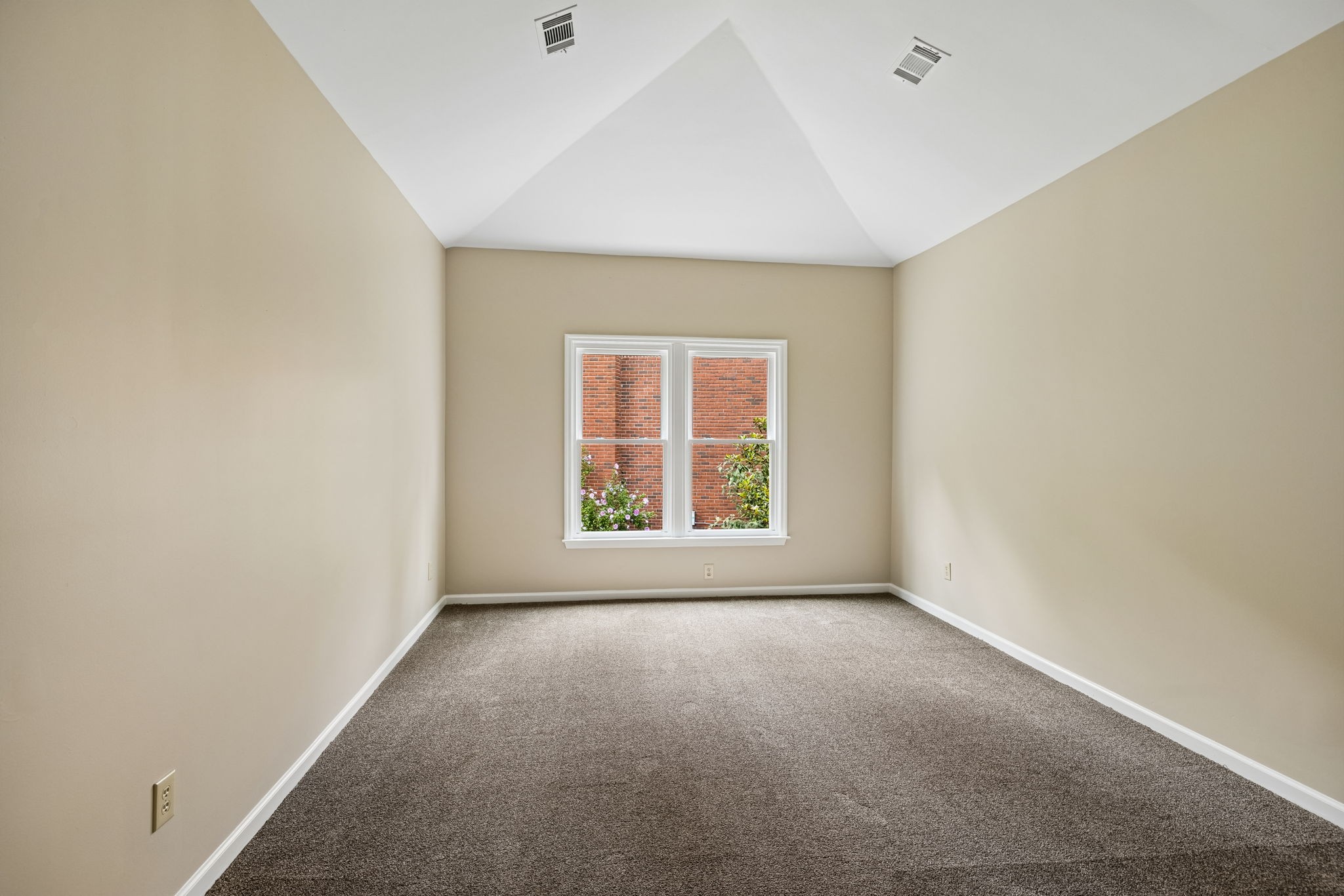 6415 Annandale Cv