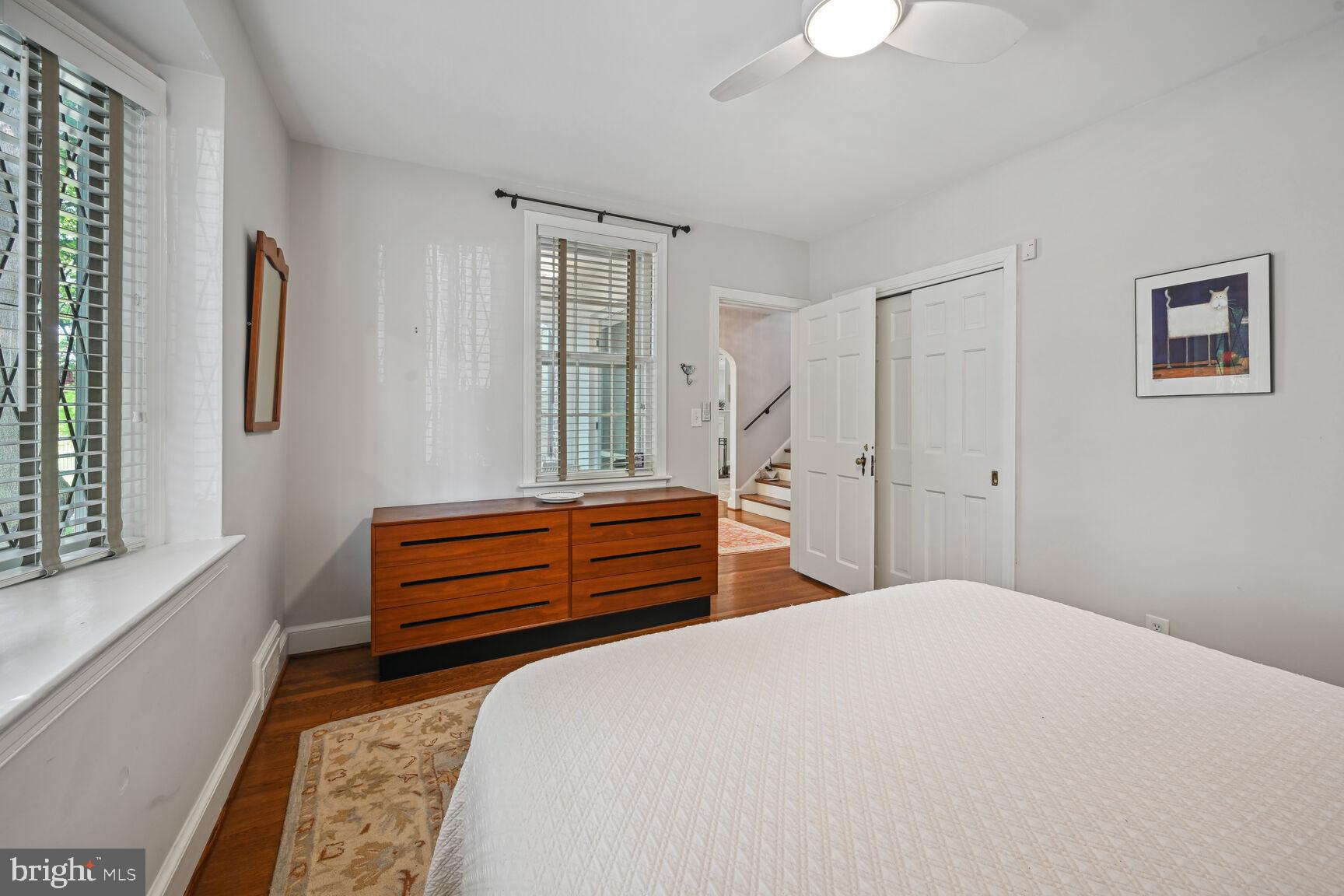 4353 Verplanck Pl NW