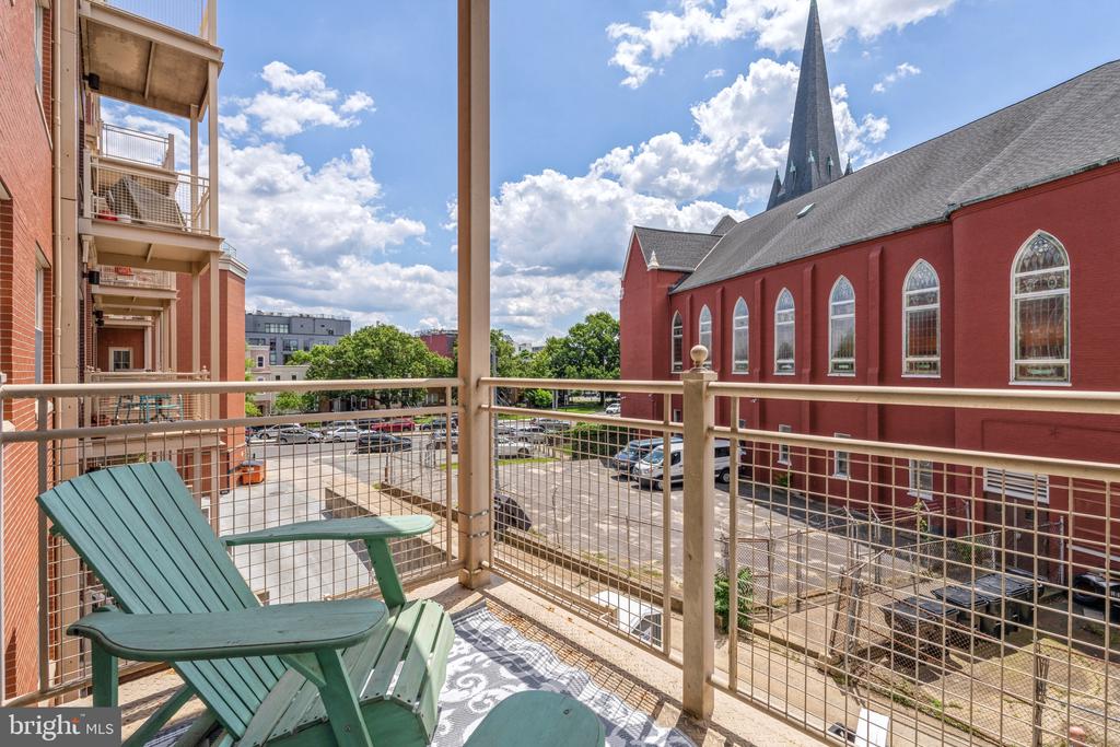 1210 R St NW #212