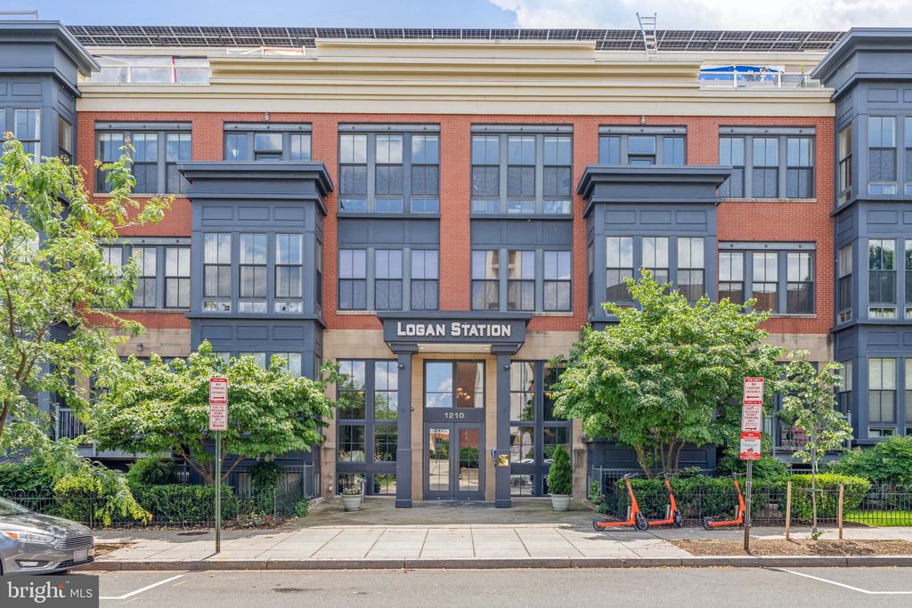 1210 R St NW #212