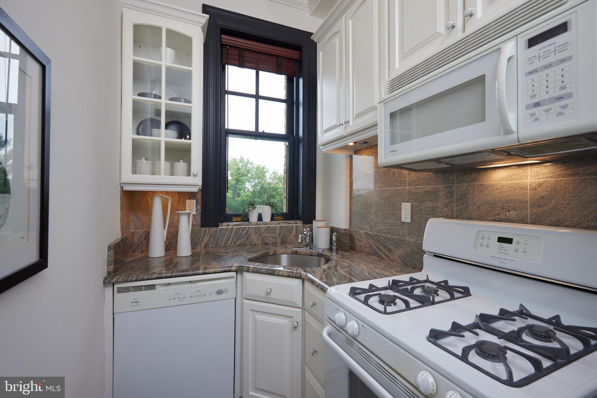 2853 Ontario Rd NW #508