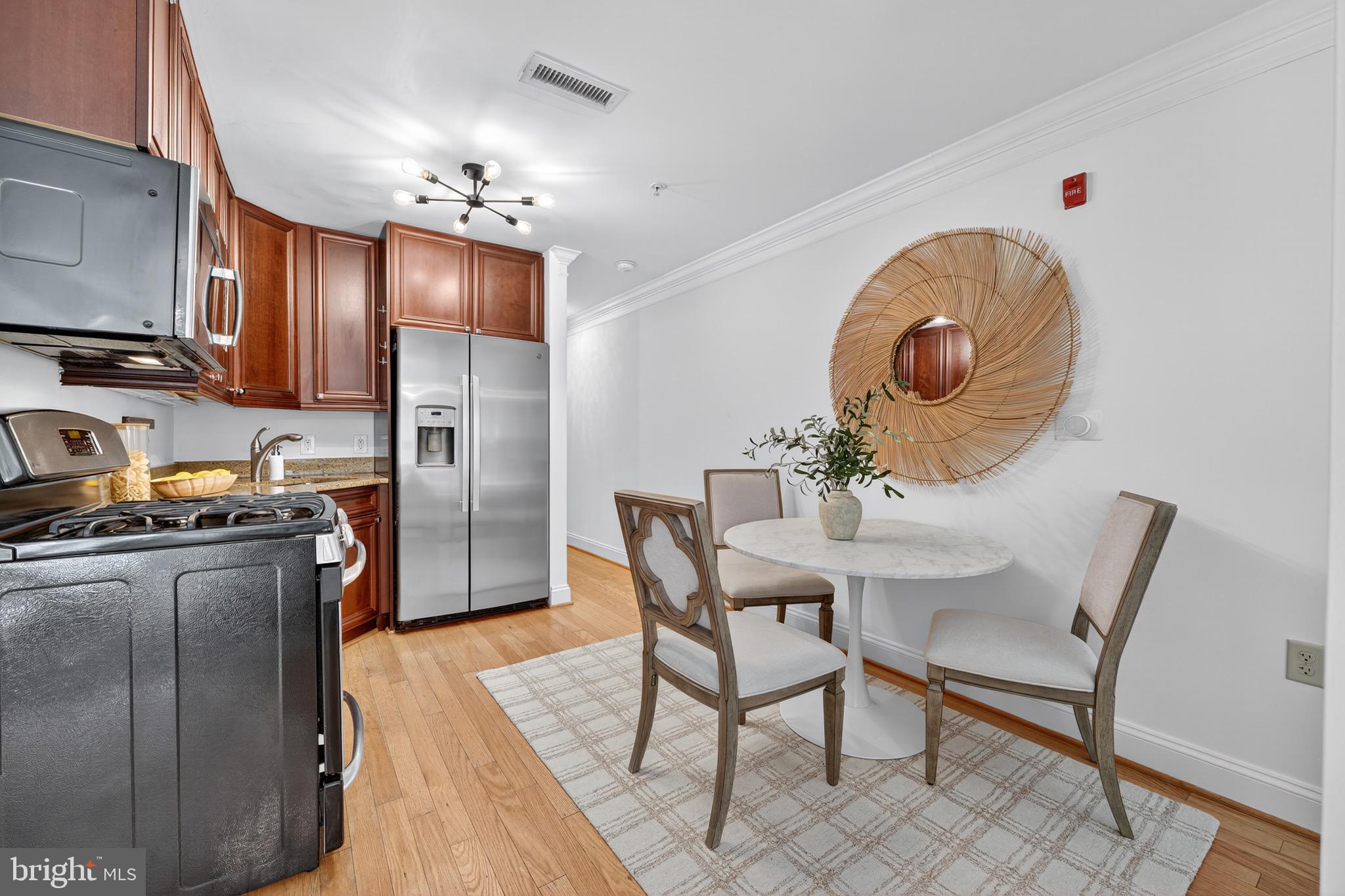 1210 R STREET NW B14