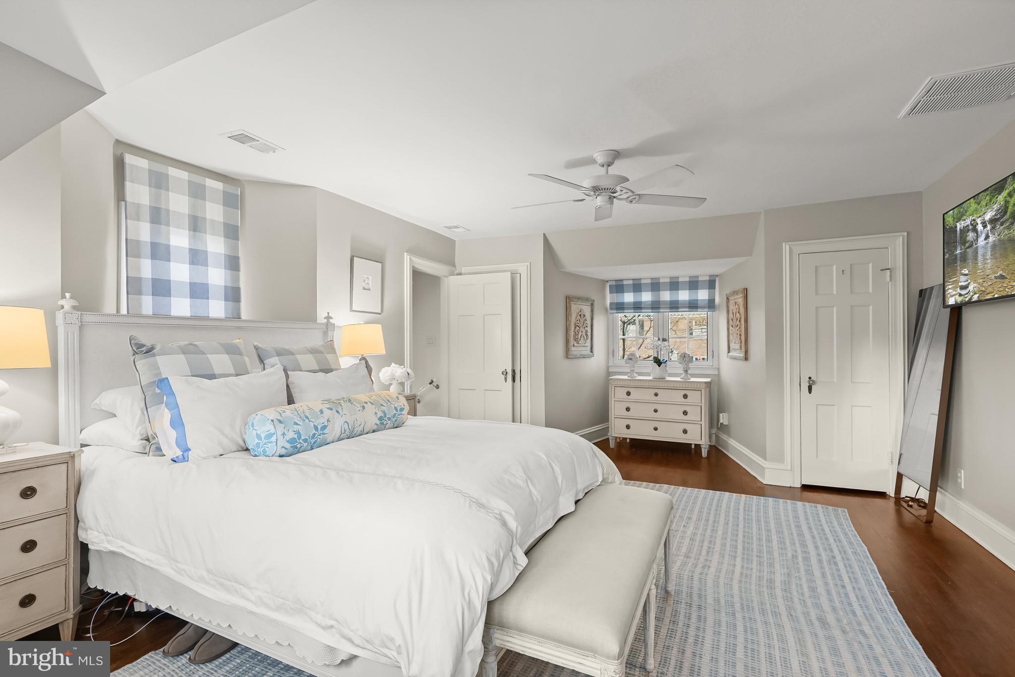 4922 ALBEMARLE STREET NW