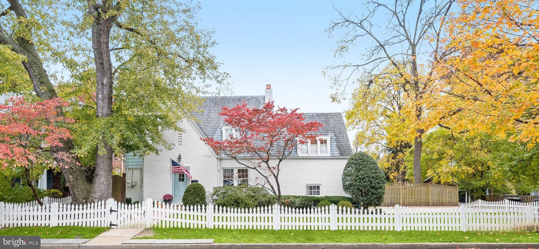 4922 ALBEMARLE STREET NW