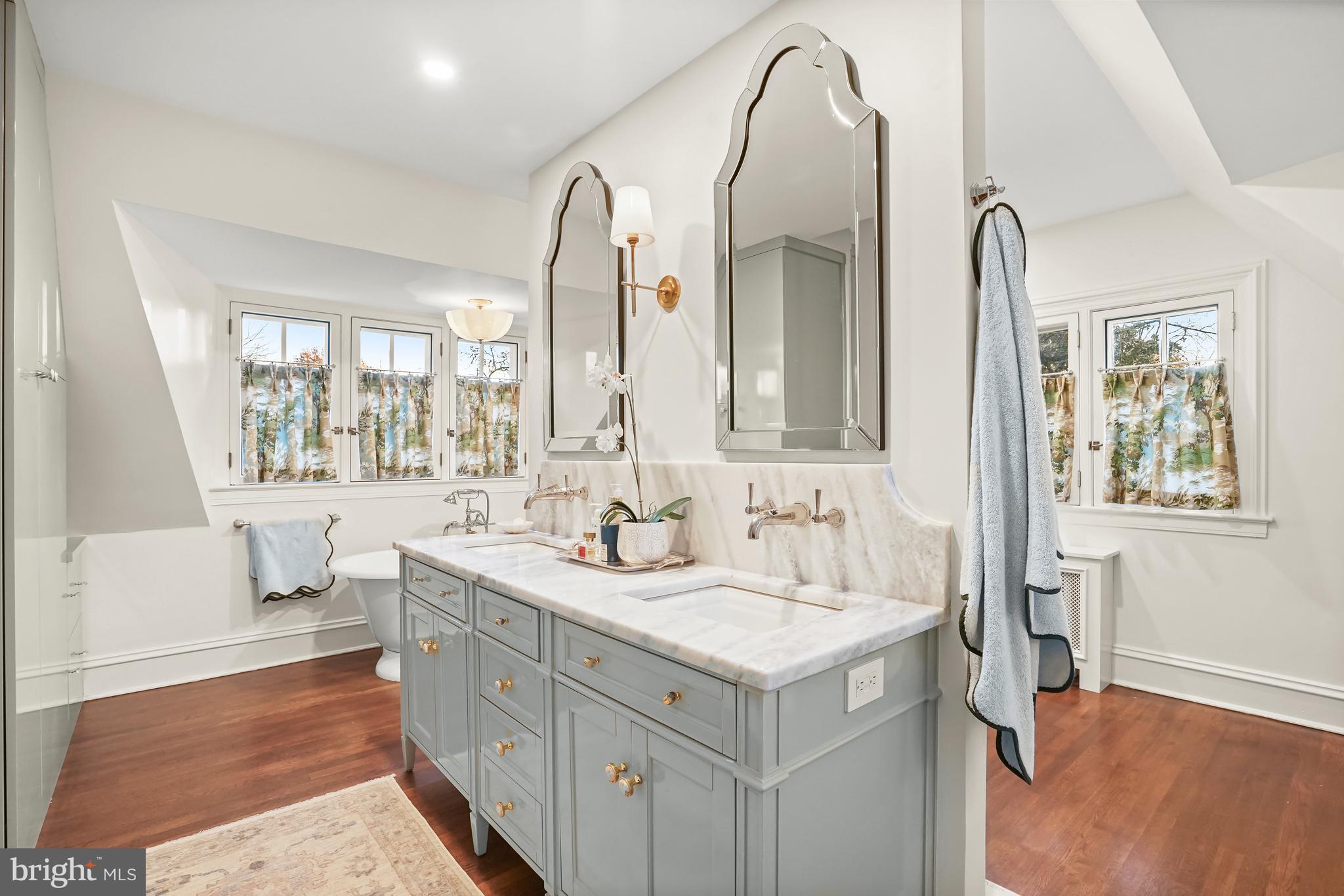 4922 ALBEMARLE STREET NW