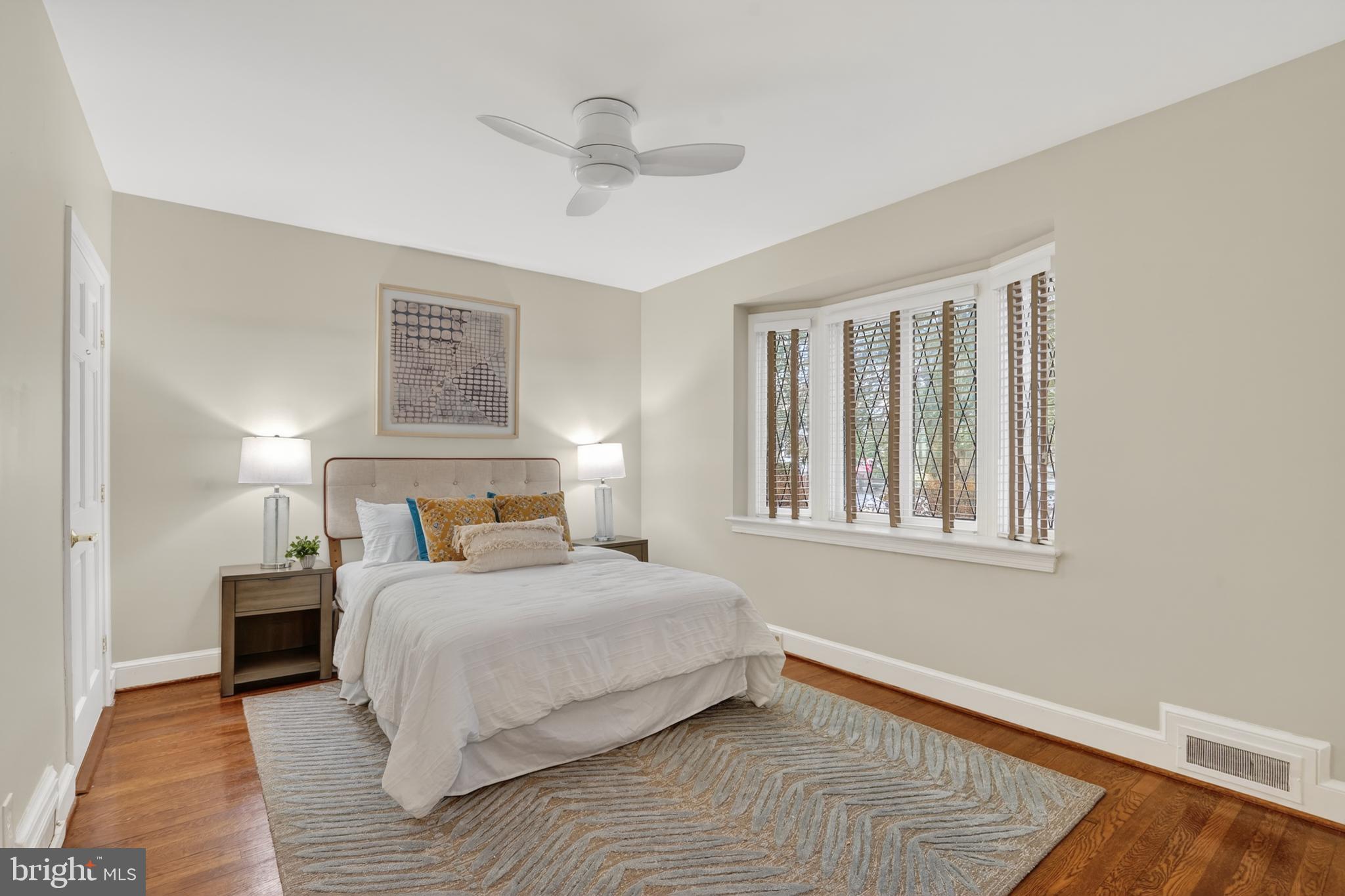 4353 VERPLANCK PLACE NW