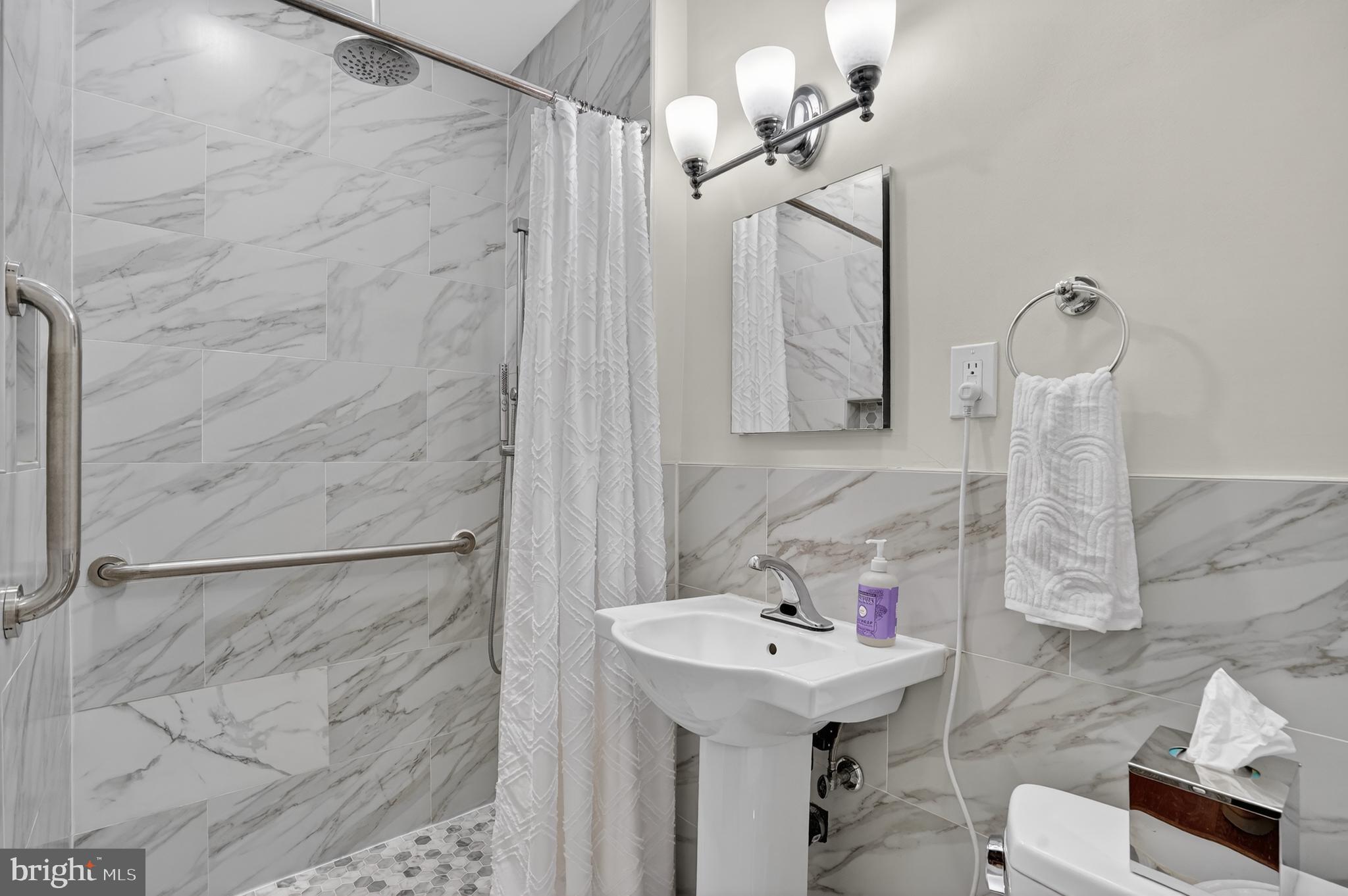 4353 VERPLANCK PLACE NW