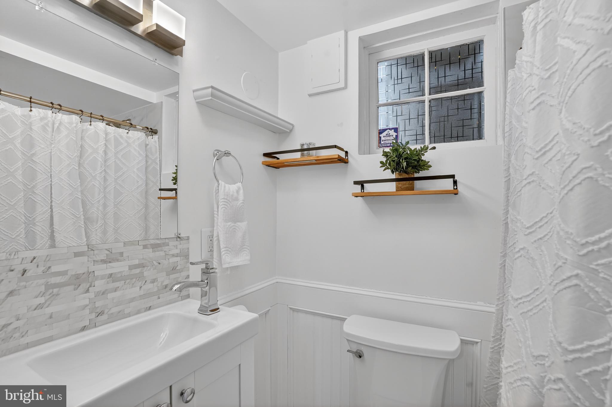 4353 VERPLANCK PLACE NW