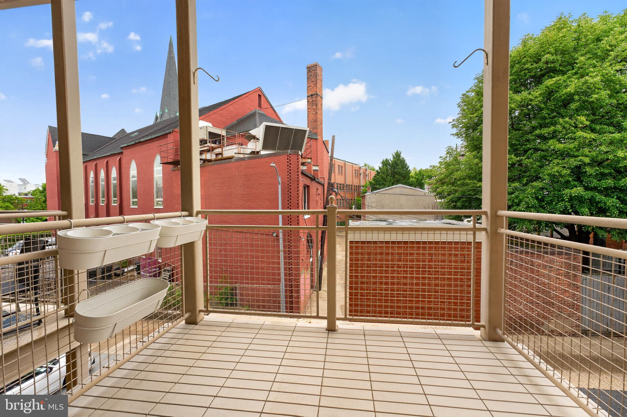 1210 R STREET NW 215