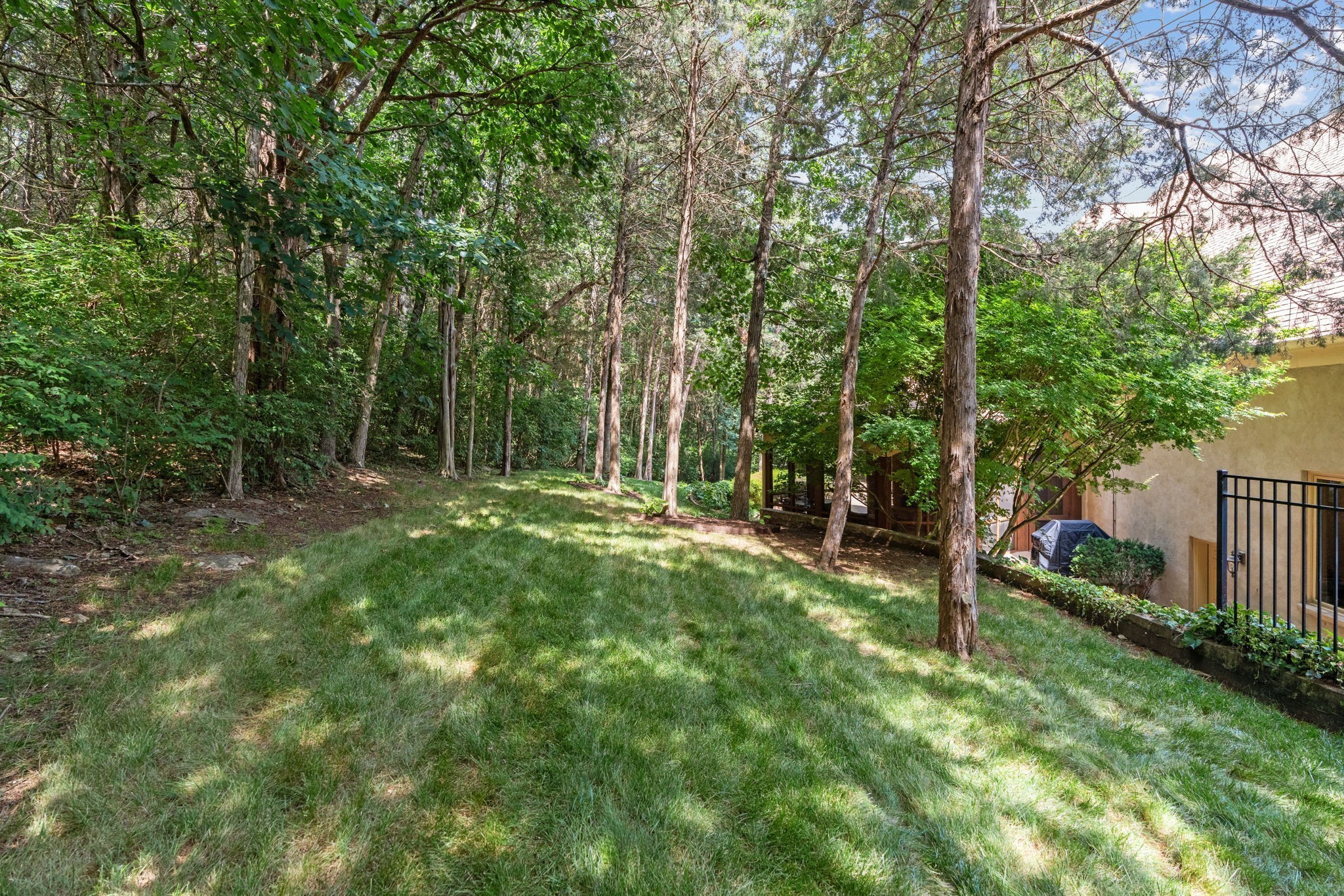 26 Bancroft Pl