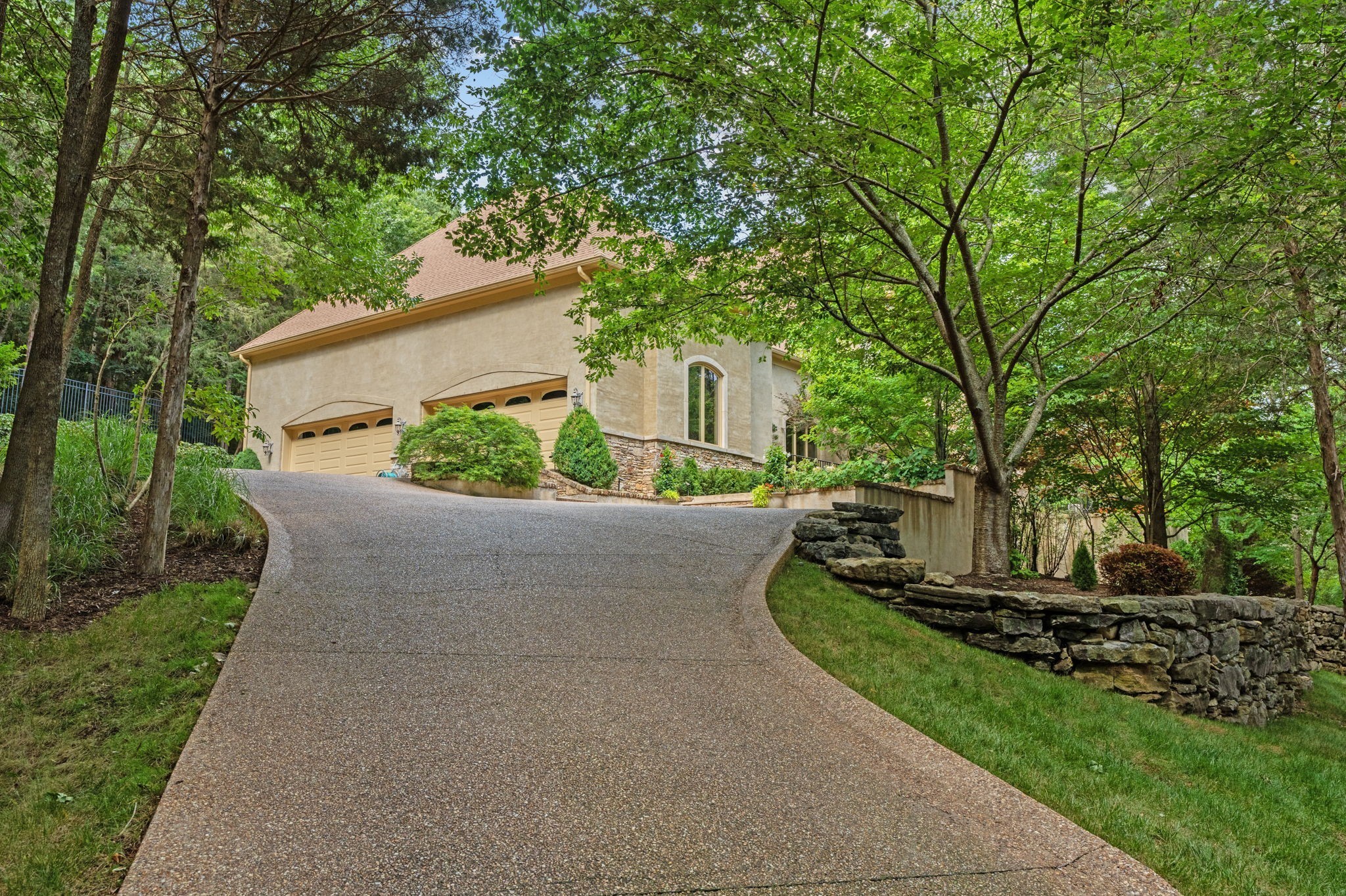 26 Bancroft Pl