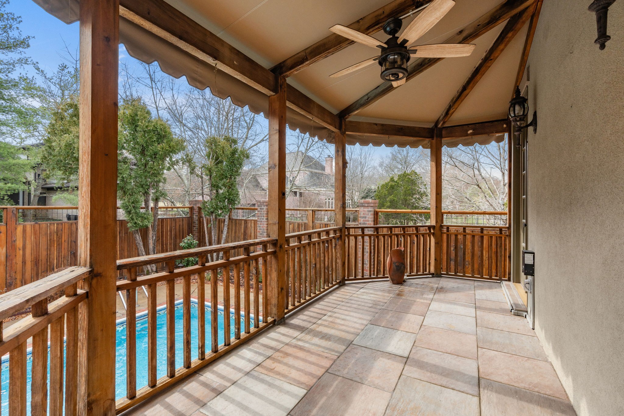 417 Prestwick Ct