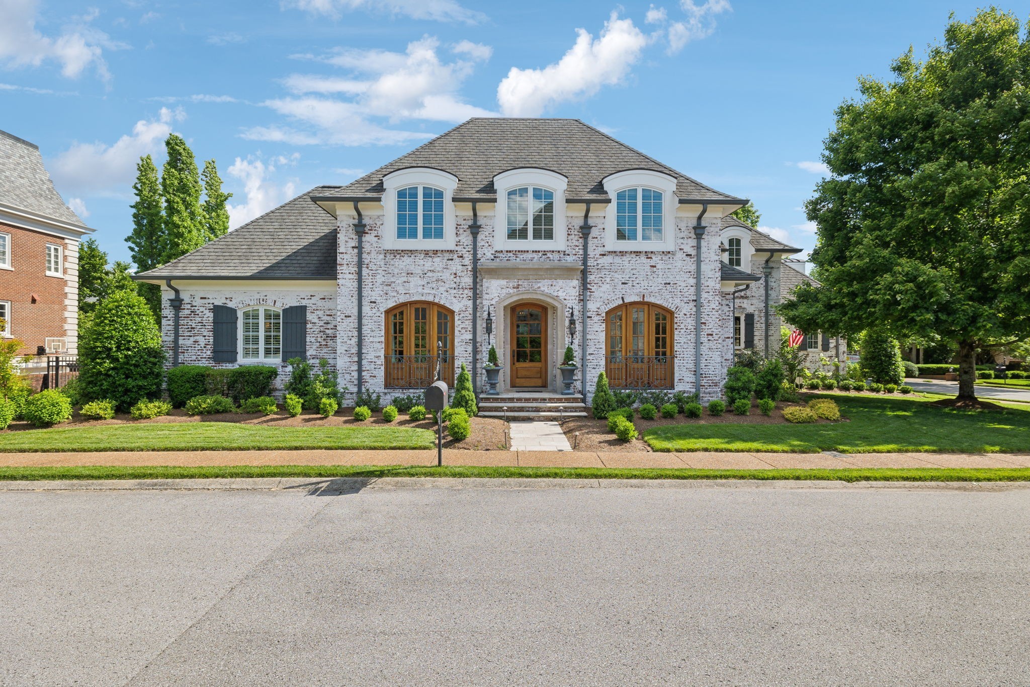 114 Middleton Cir