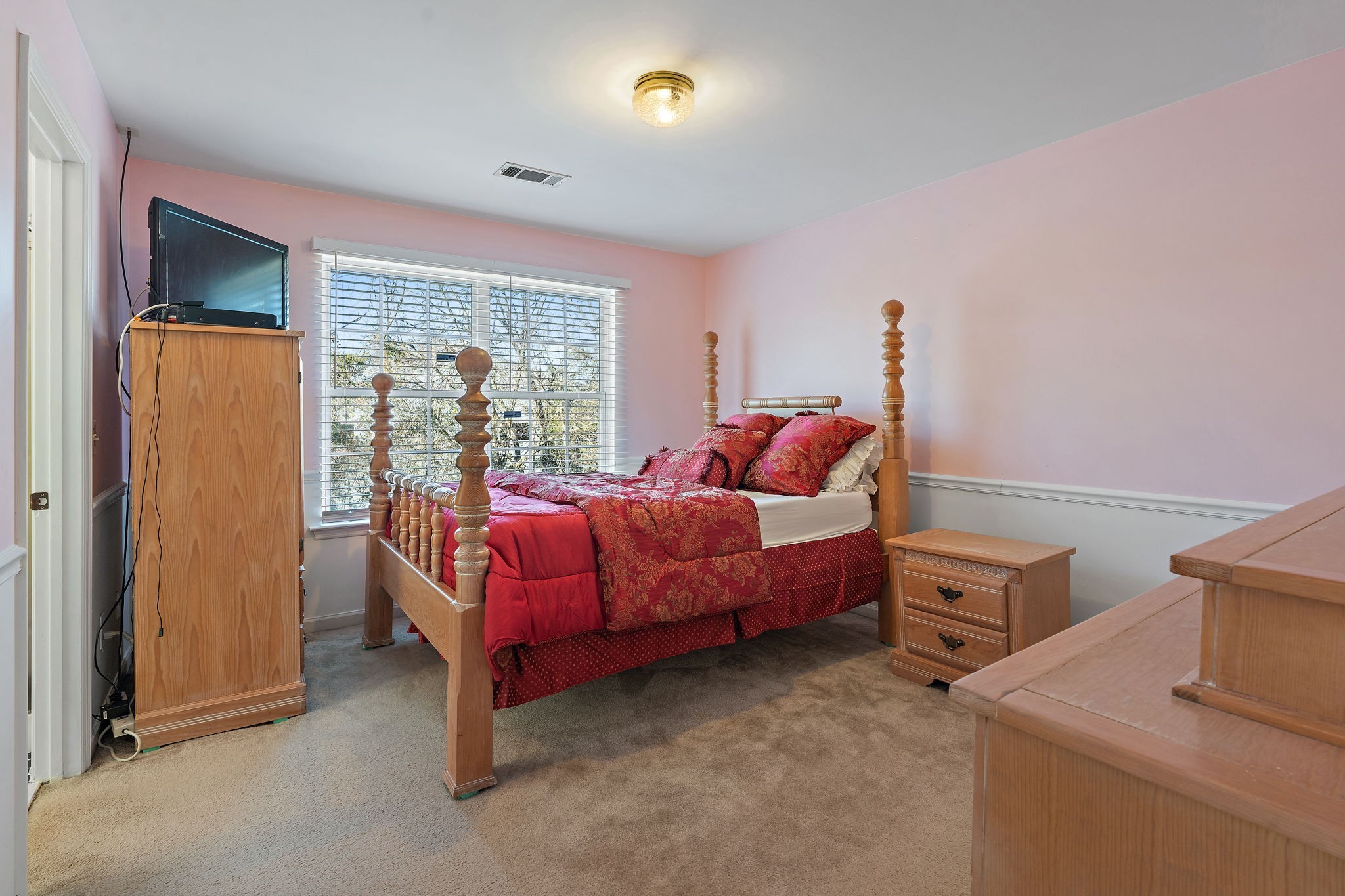 817 Cedar Crest Dr