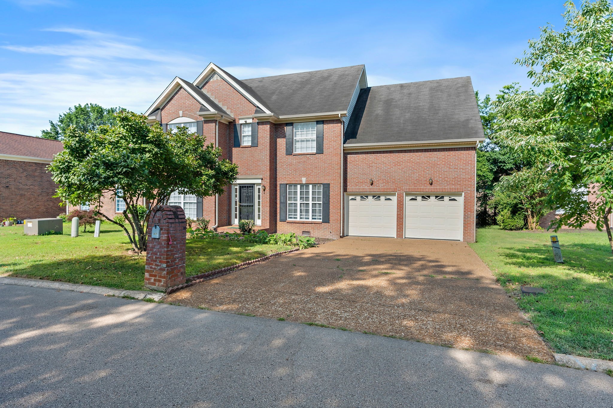 817 Cedar Crest Dr