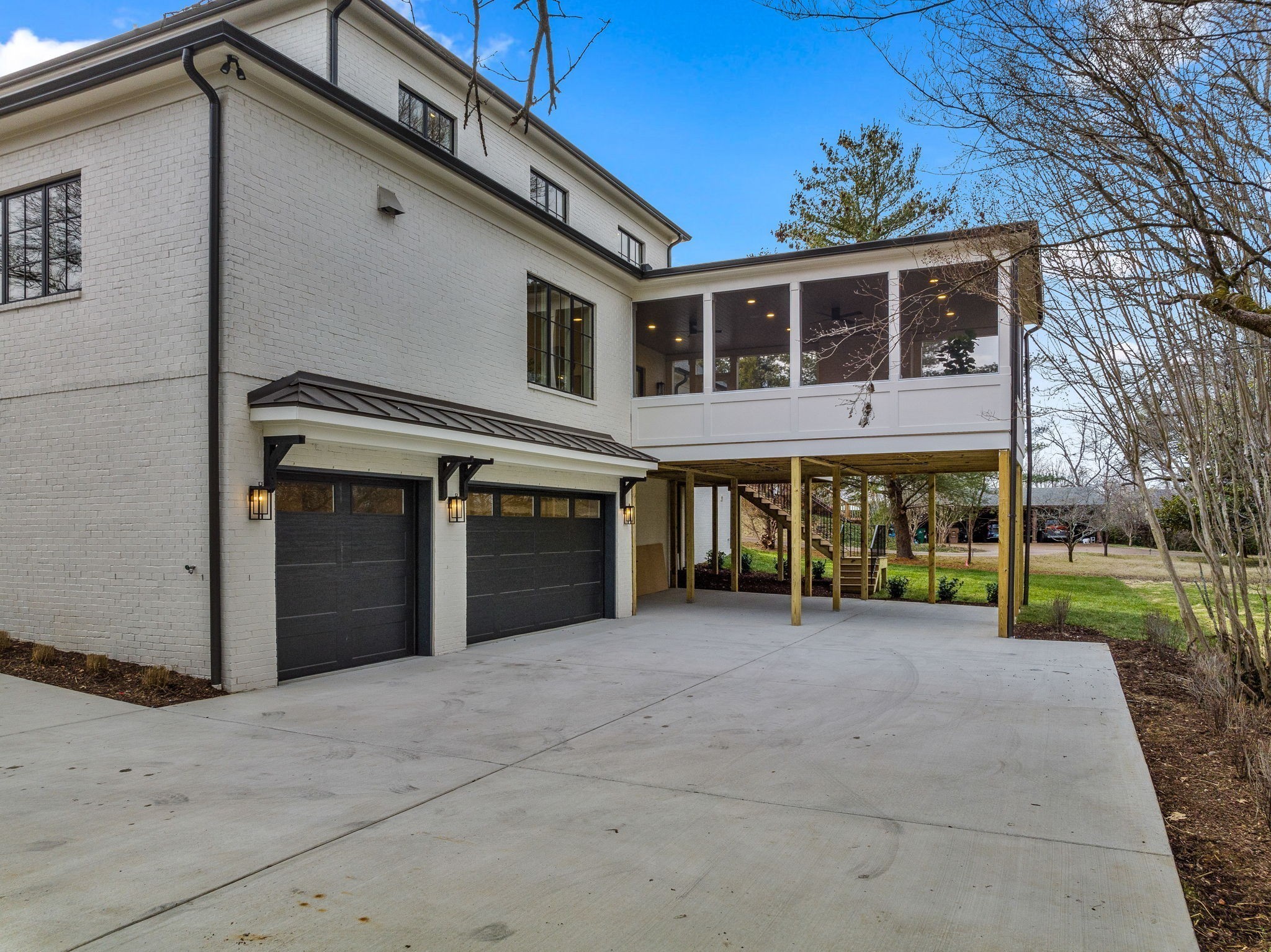 6718 Fleetwood Dr