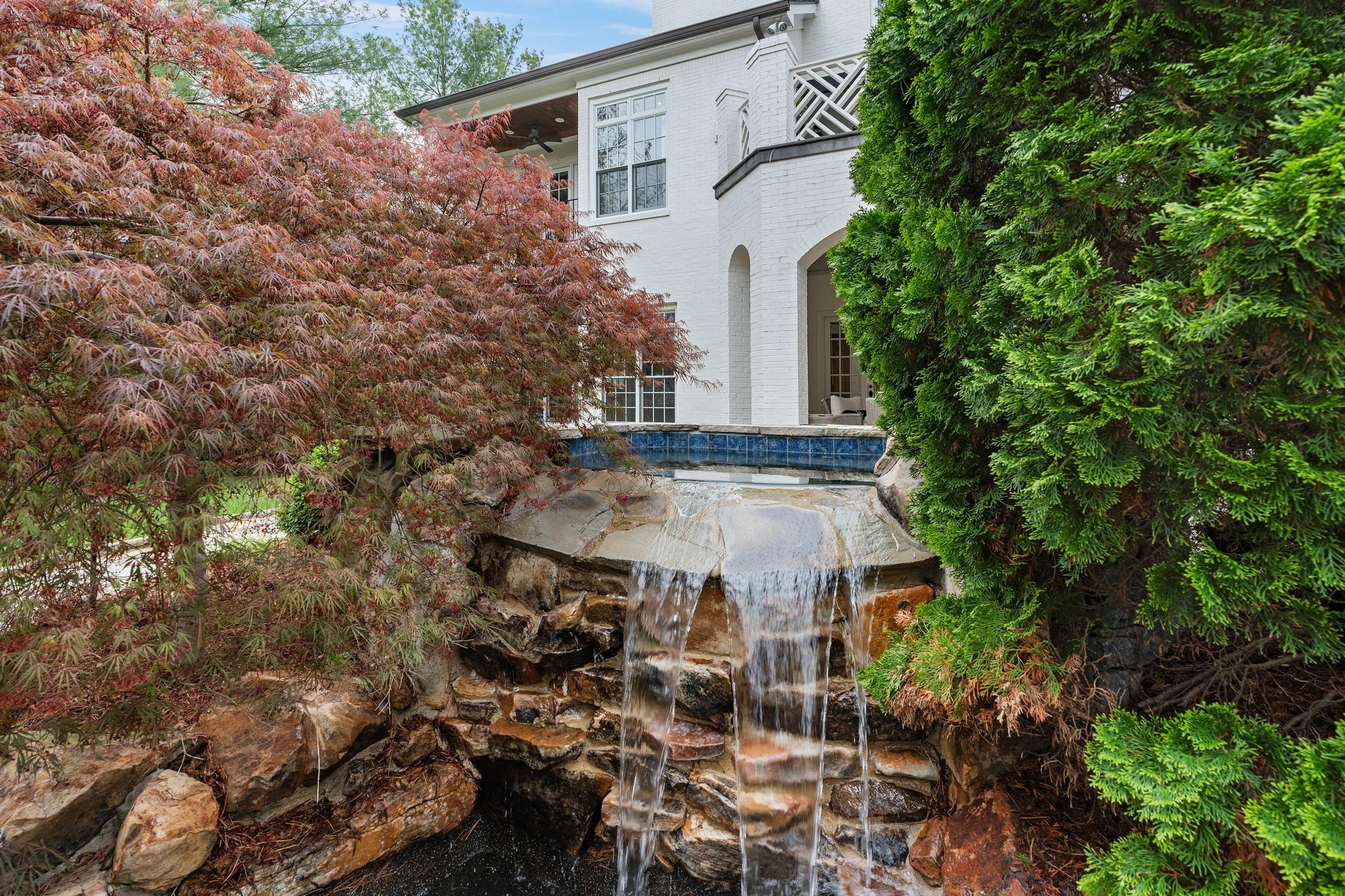 110 Woodward Hills Pl