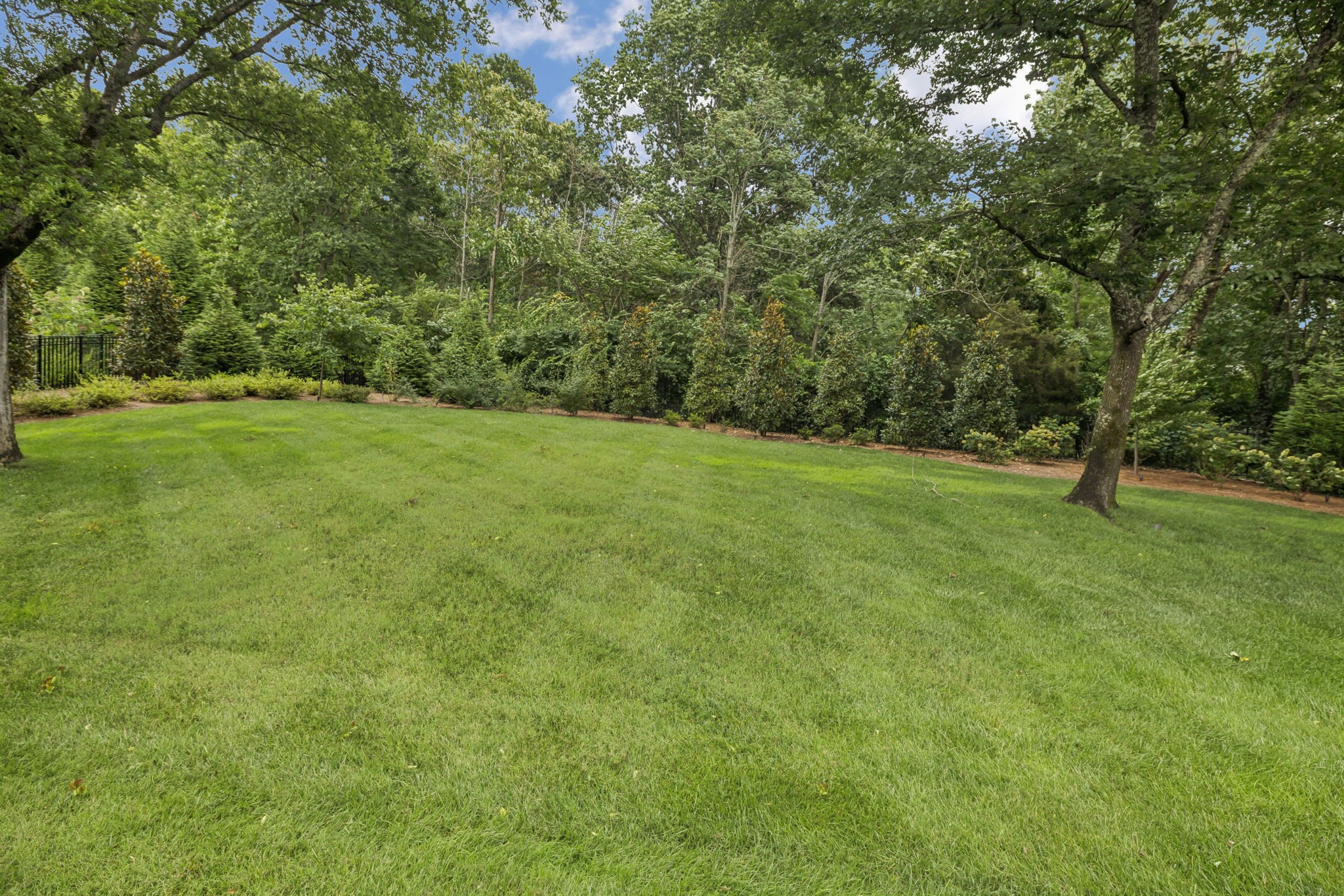 110 Woodward Hills Pl