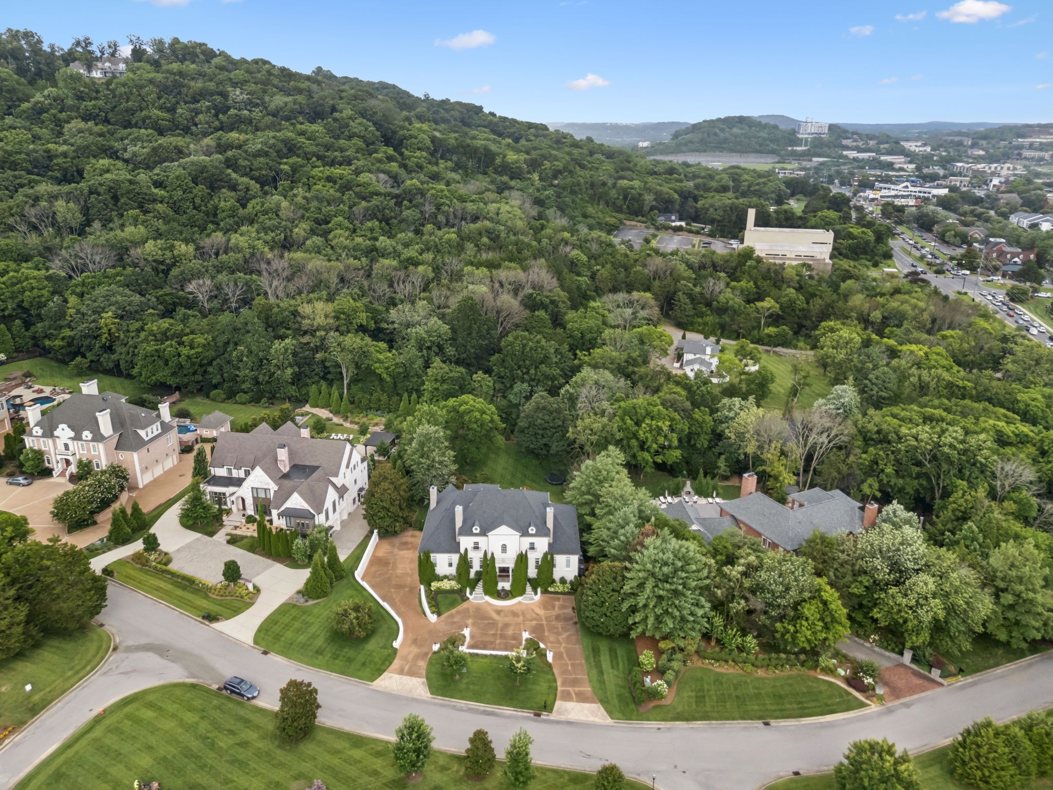 110 Woodward Hills Pl