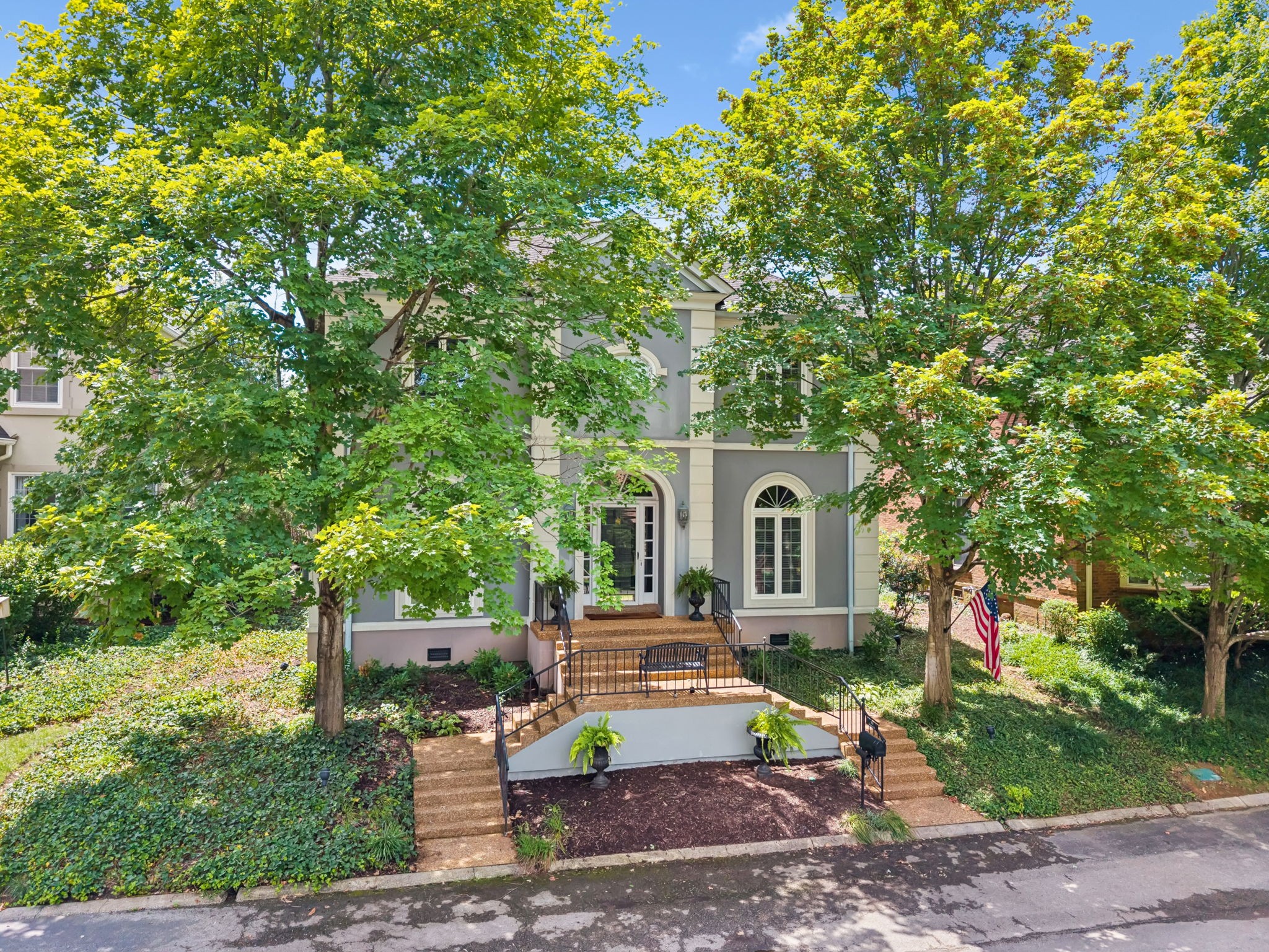 501 Belgrave Park