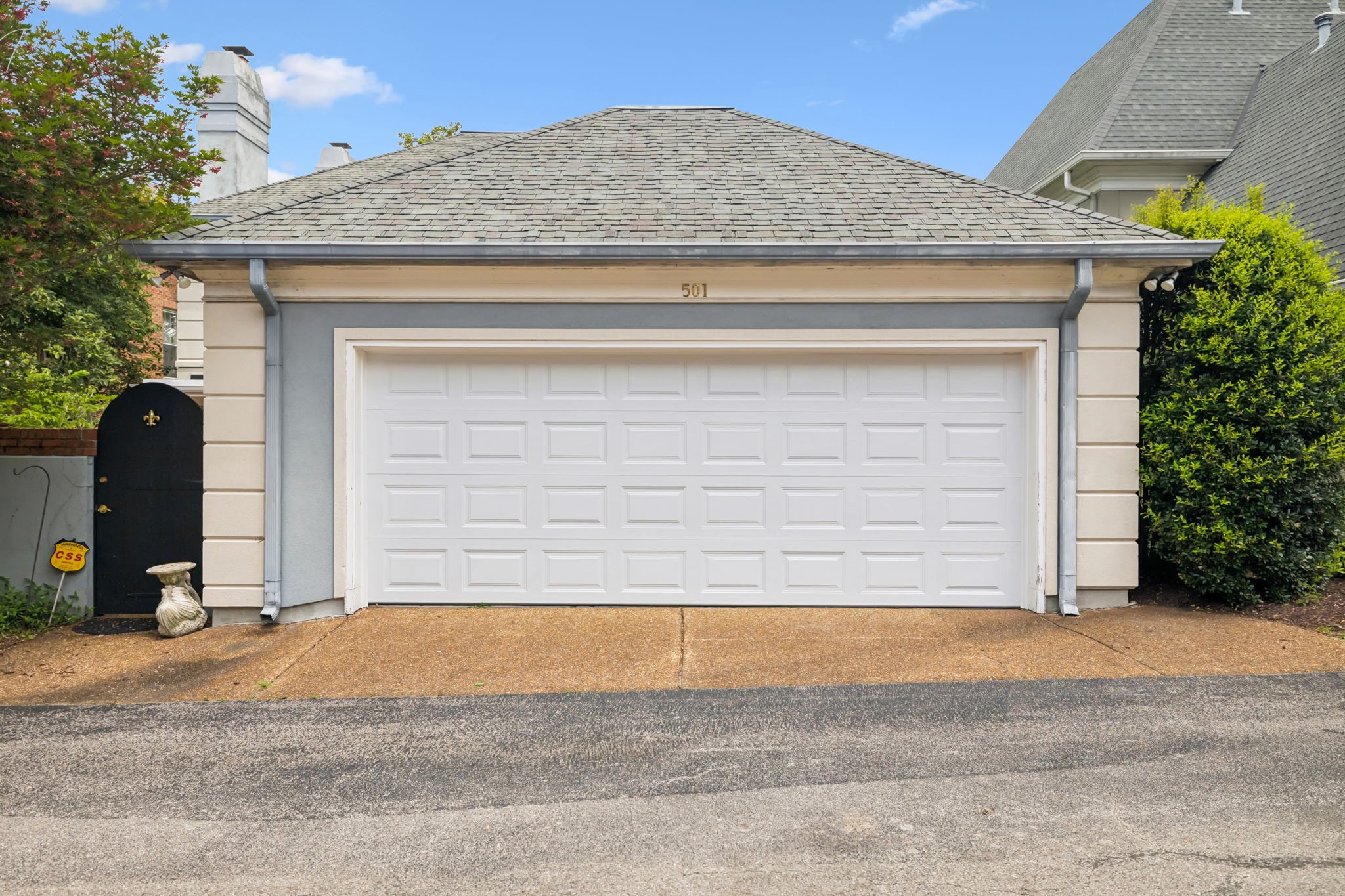 501 Belgrave Park