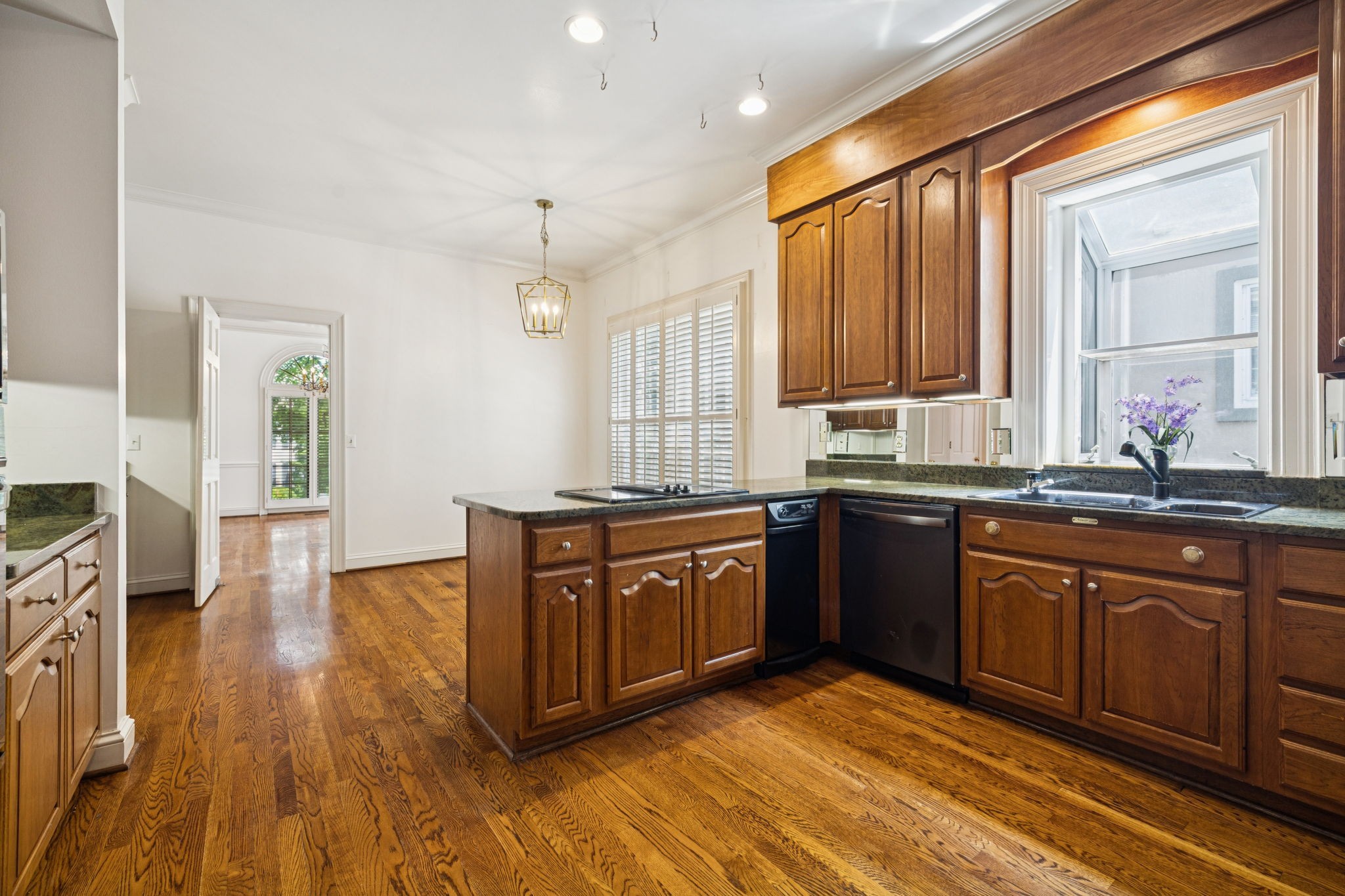 501 Belgrave Park
