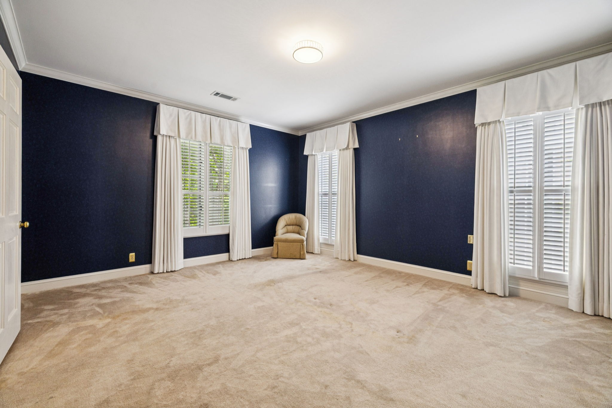 501 Belgrave Park